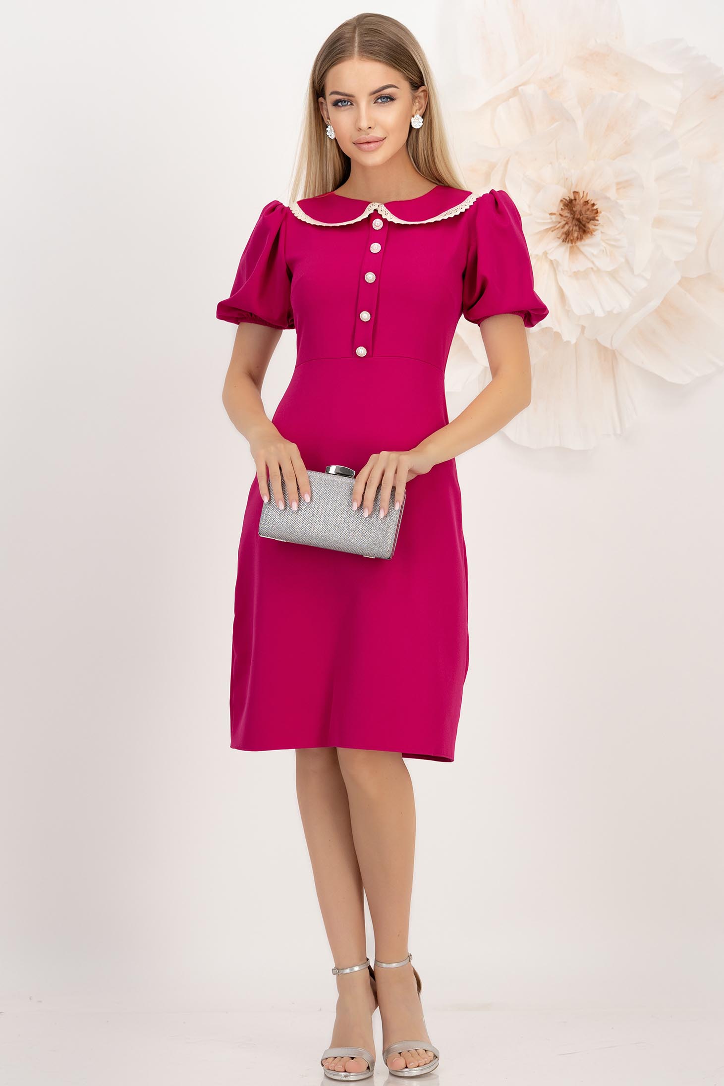 Rochie din stofa elastica fuchsia pana la genunchi cu croi in a si guler rotunjit cu dantela - StarShinerS 3 - StarShinerS.ro