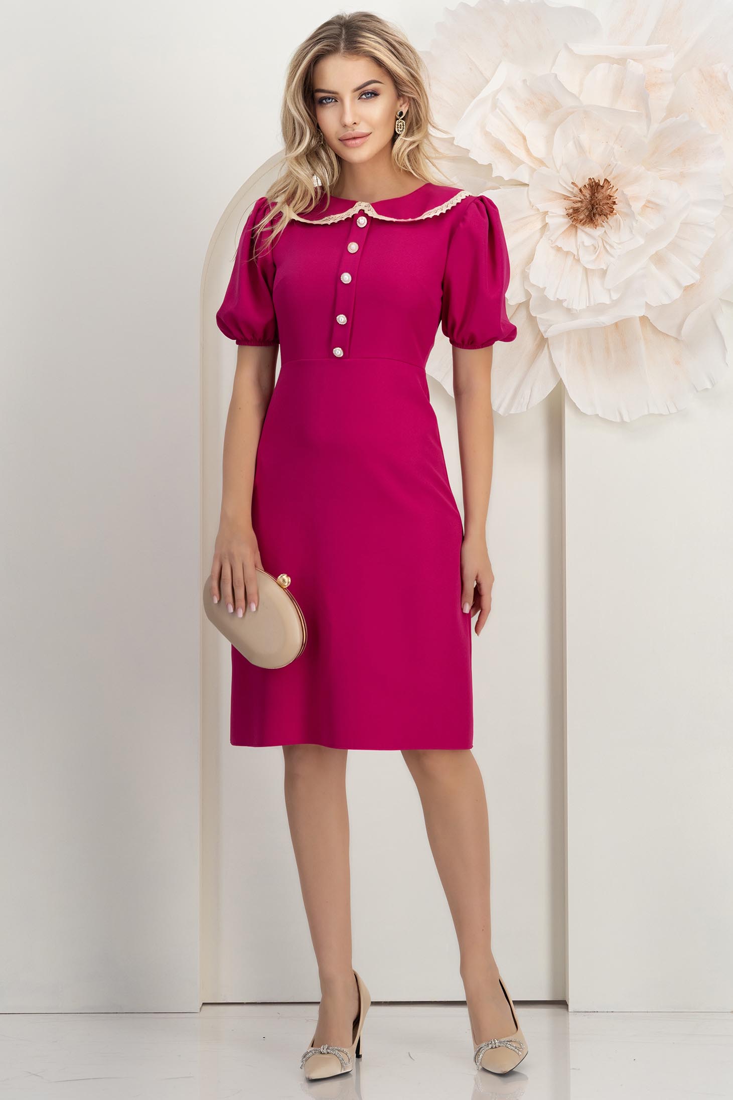 StarShinerS.ro Rochie din stofa elastica fuchsia pana la genunchi cu croi in a si guler rotunjit cu dantela - StarShinerS