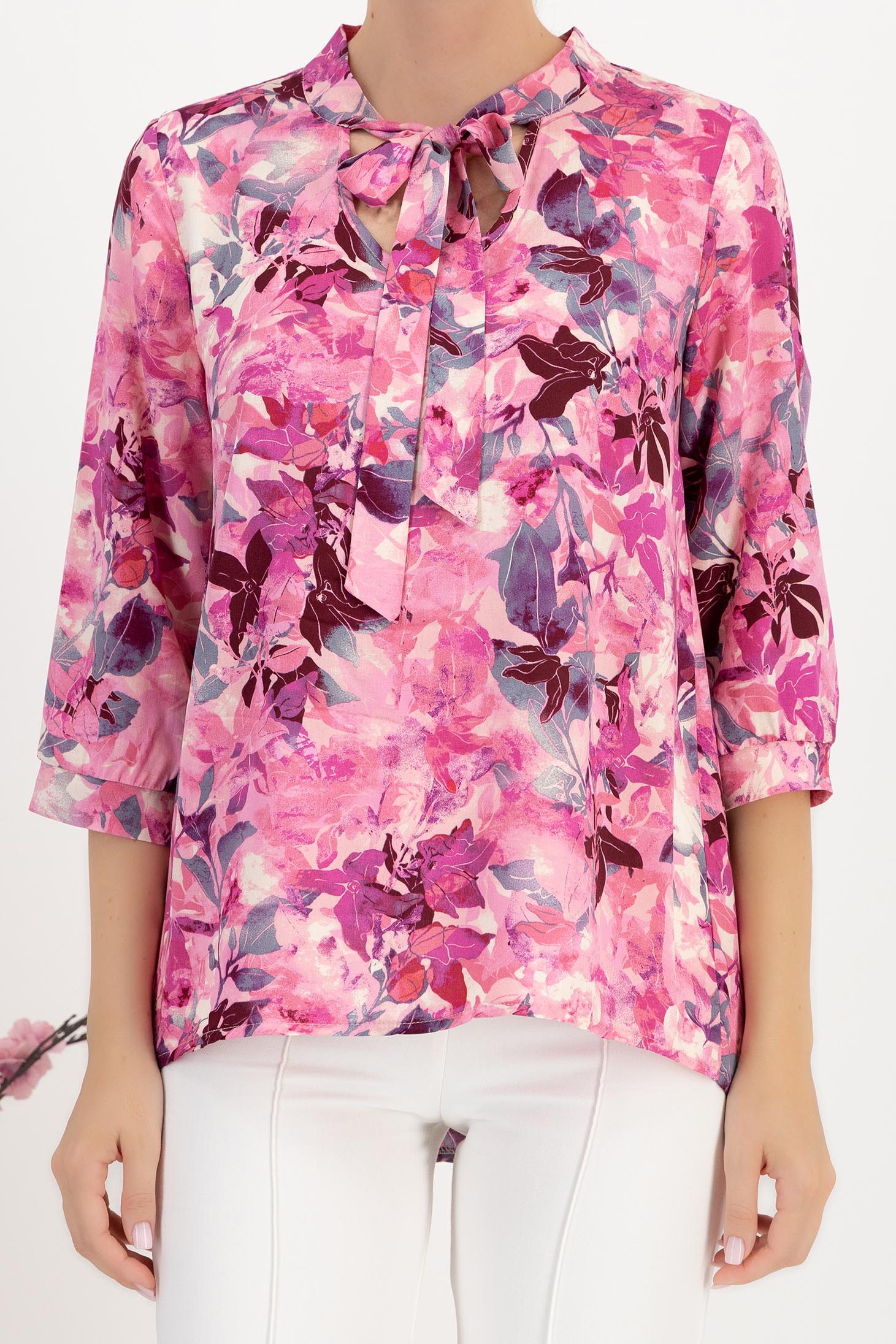 Bluza dama din viscoza si in roz usor asimetrica cu croi larg si guler tip esarfa - StarShinerS 4 - StarShinerS.ro
