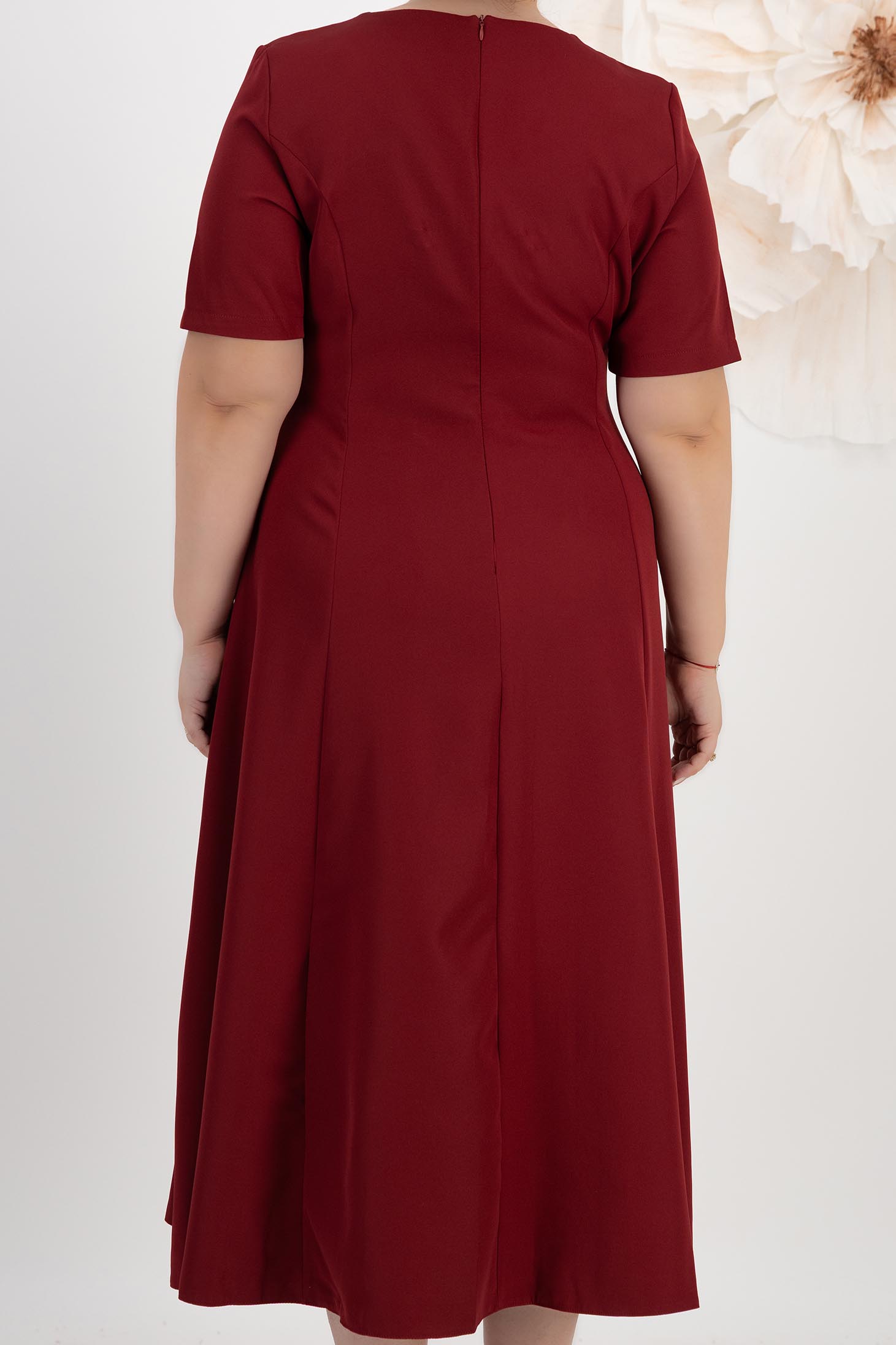 Rochie din stofa elastica visinie midi in clos cu detalii brodate si flori 3D - StarShinerS 5 - StarShinerS.ro