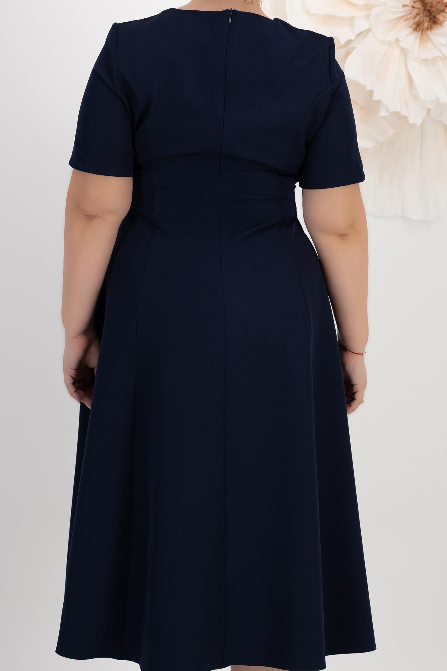 Rochie din stofa elastica bleumarin midi in clos cu detalii brodate si flori 3D - StarShinerS 6 - StarShinerS.ro