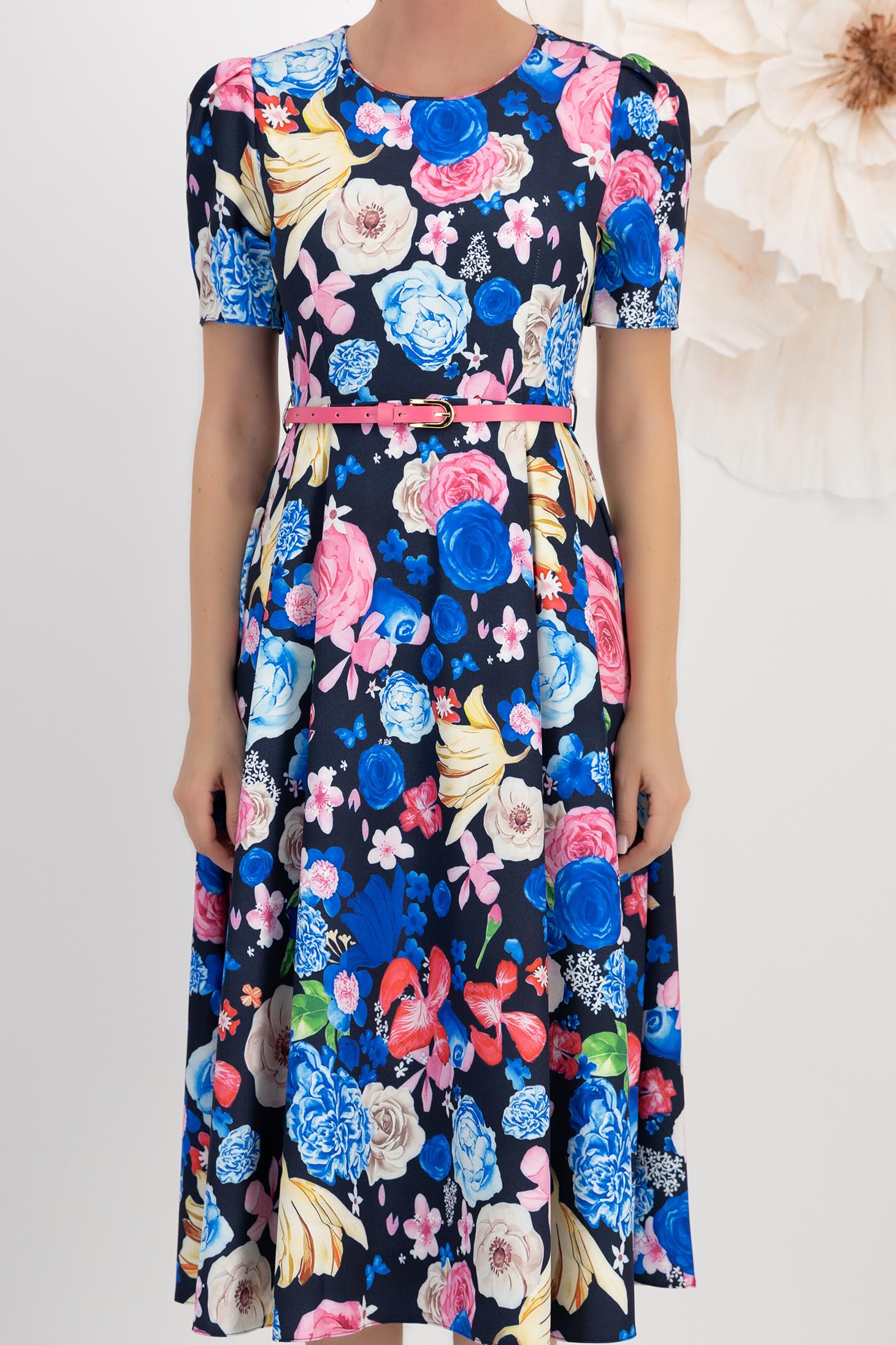 Rochie din stofa elastica midi in clos cu accesoriu tip curea imprimata floral - StarShinerS 4 - StarShinerS.ro