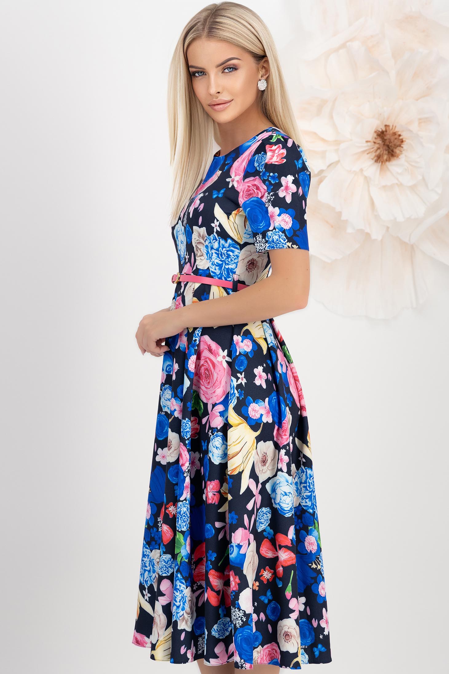 Rochie din stofa elastica midi in clos cu accesoriu tip curea imprimata floral - StarShinerS 2 - StarShinerS.ro