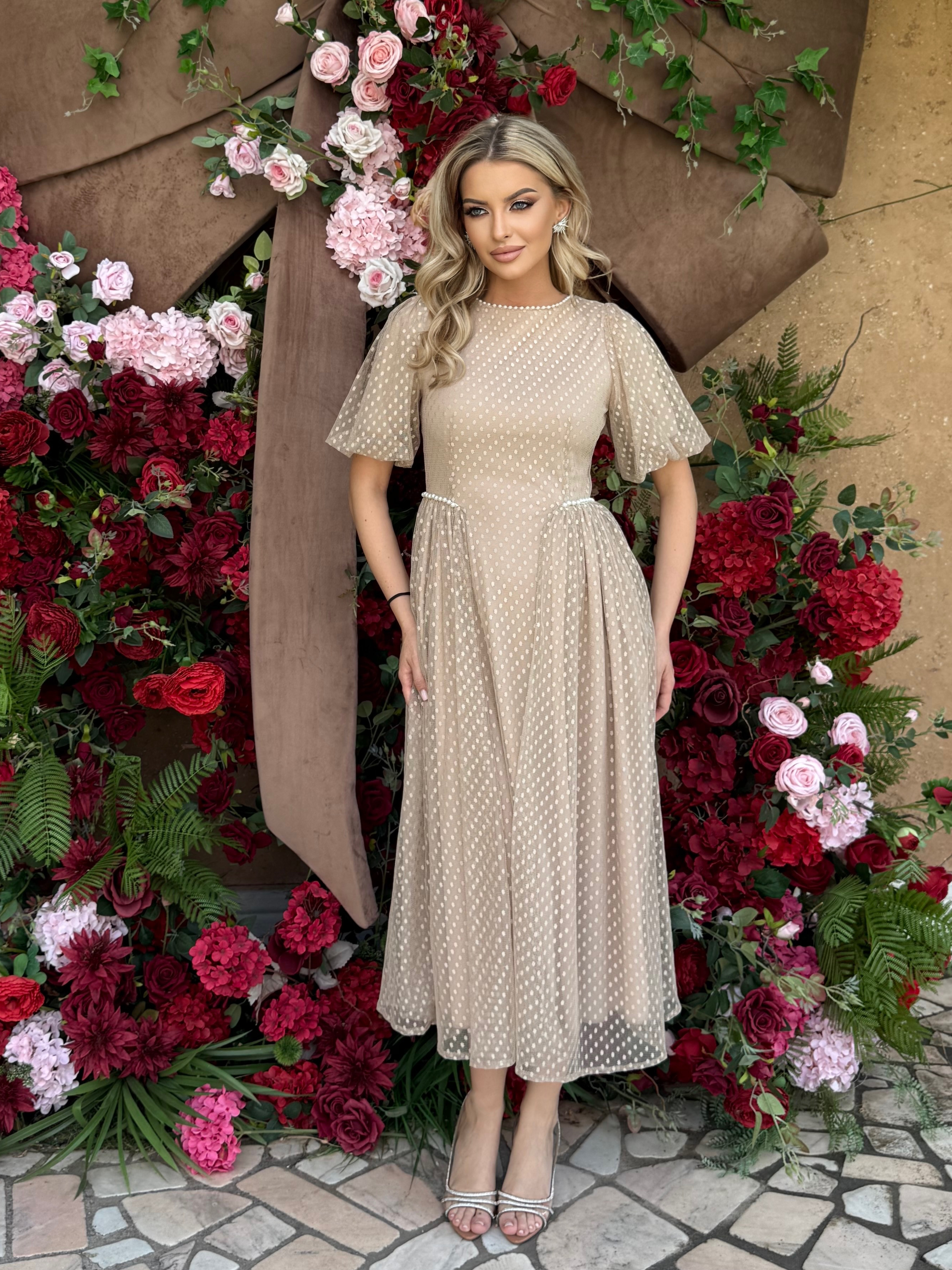 Bézs ruha - StarShinerS tüll midi harang 5 - StarShinerS.hu