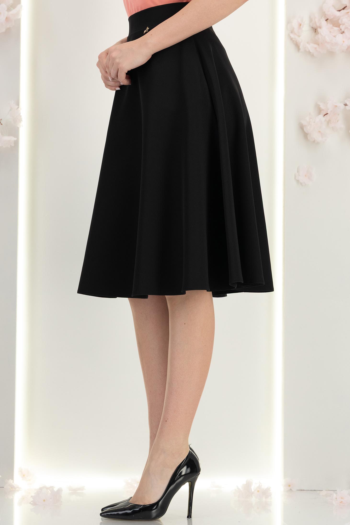 Fusta din stofa neagra midi in clos cu buzunare - StarShinerS 3 - StarShinerS.ro