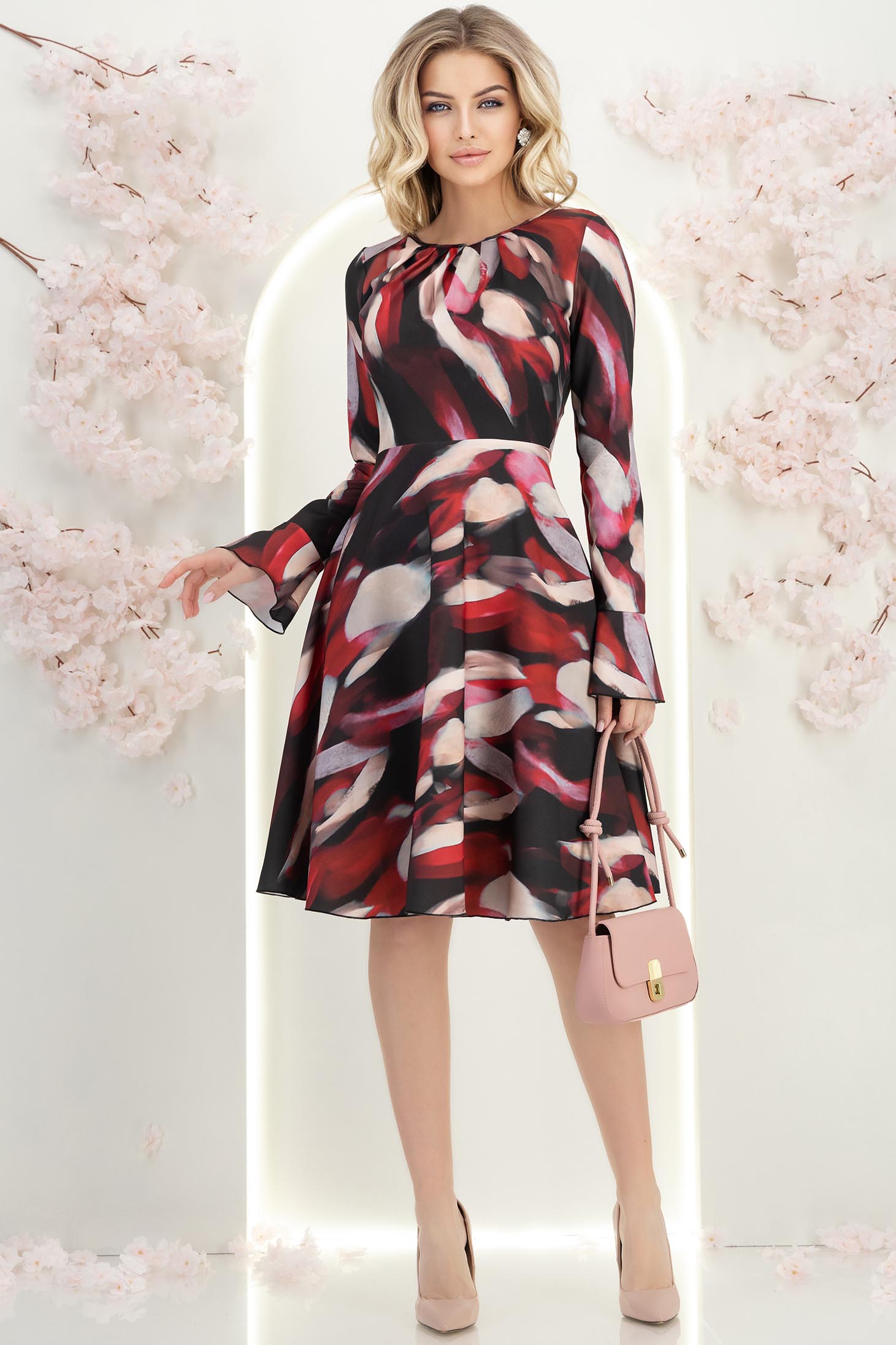 Třešňová šaty zvonový skleník krátký 3 - StarShinerS.cz