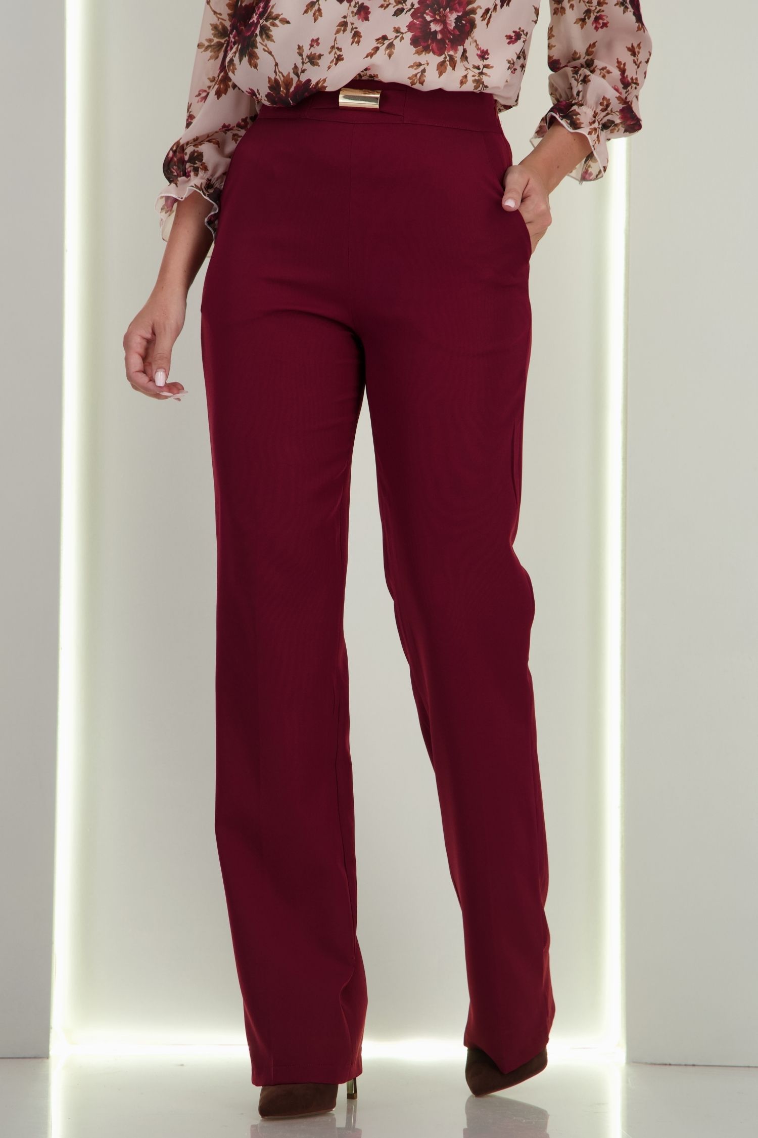 Pantaloni lungi visinii evazati cu buzunare laterale si accesoriu un talie- StarShinerS 5 - StarShinerS.ro