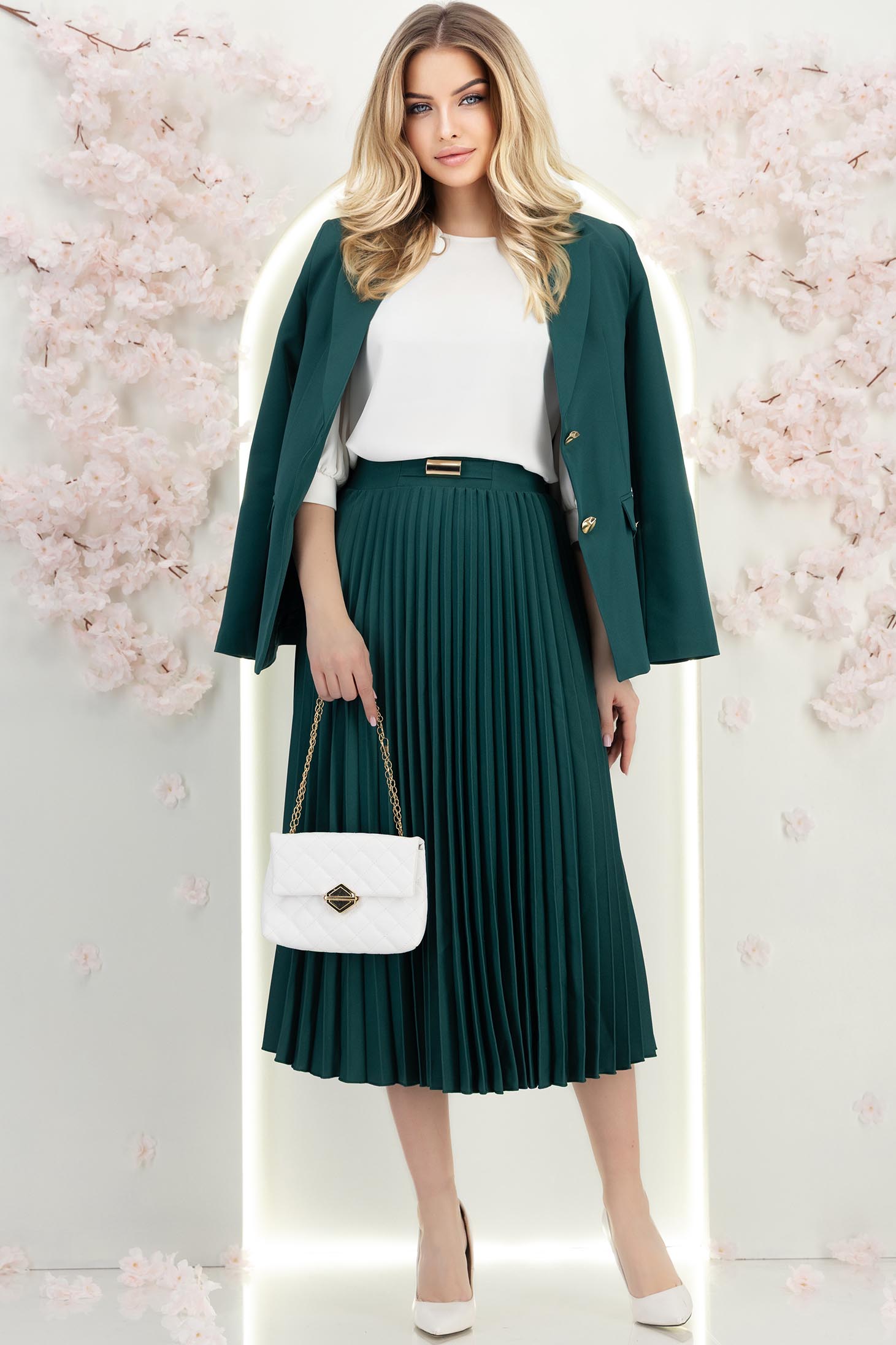 StarShinerS tmavě zelená sukně přes koleno zvonový skleník 2 - StarShinerS.cz