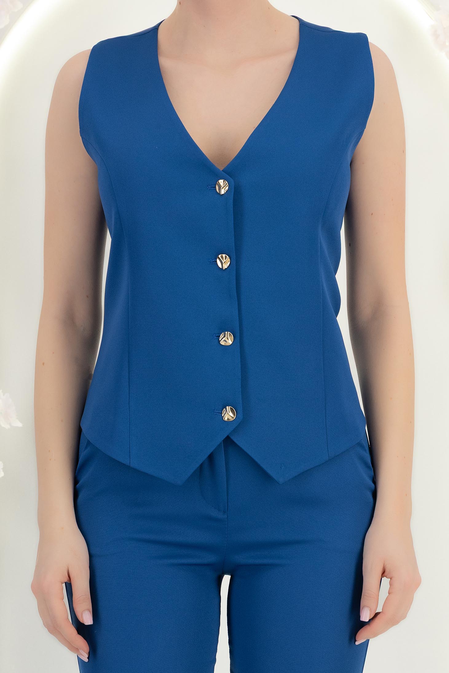 Vesta din stofa  albastra cu un croi usor cambrat si decolteu in v - StarShinerS 4 - StarShinerS.ro