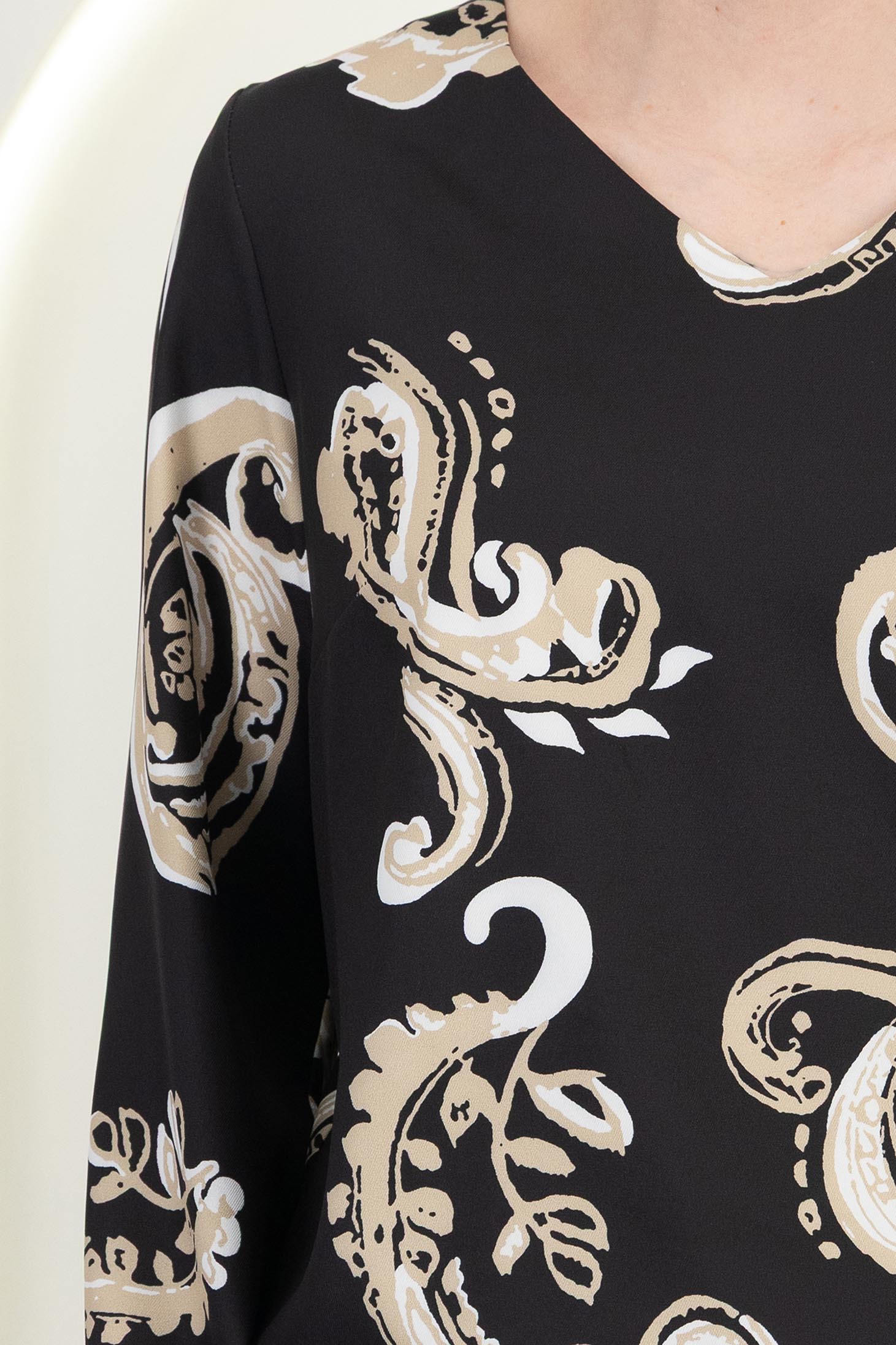 Bluza dama din viscoza neagra cu croi larg cu decolteu in v 4 - StarShinerS.ro