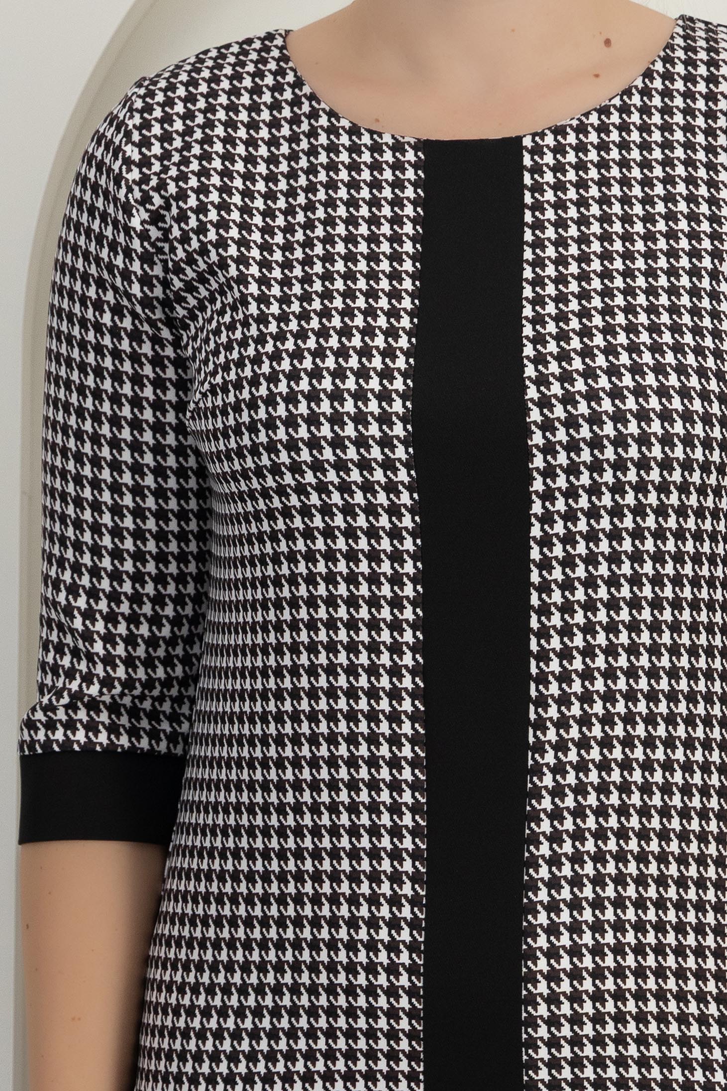 Rövid, fekete, rugalmas szövetből készült, egyenes szabású ruha, háromnegyedes ujjakkal - StarShinerS 4 - StarShinerS.hu