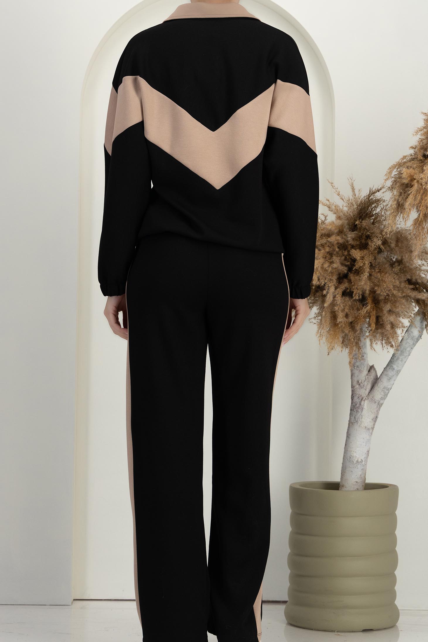 Fekete modál trening bő szabással és oldalsó zsebekkel 6 - StarShinerS.hu