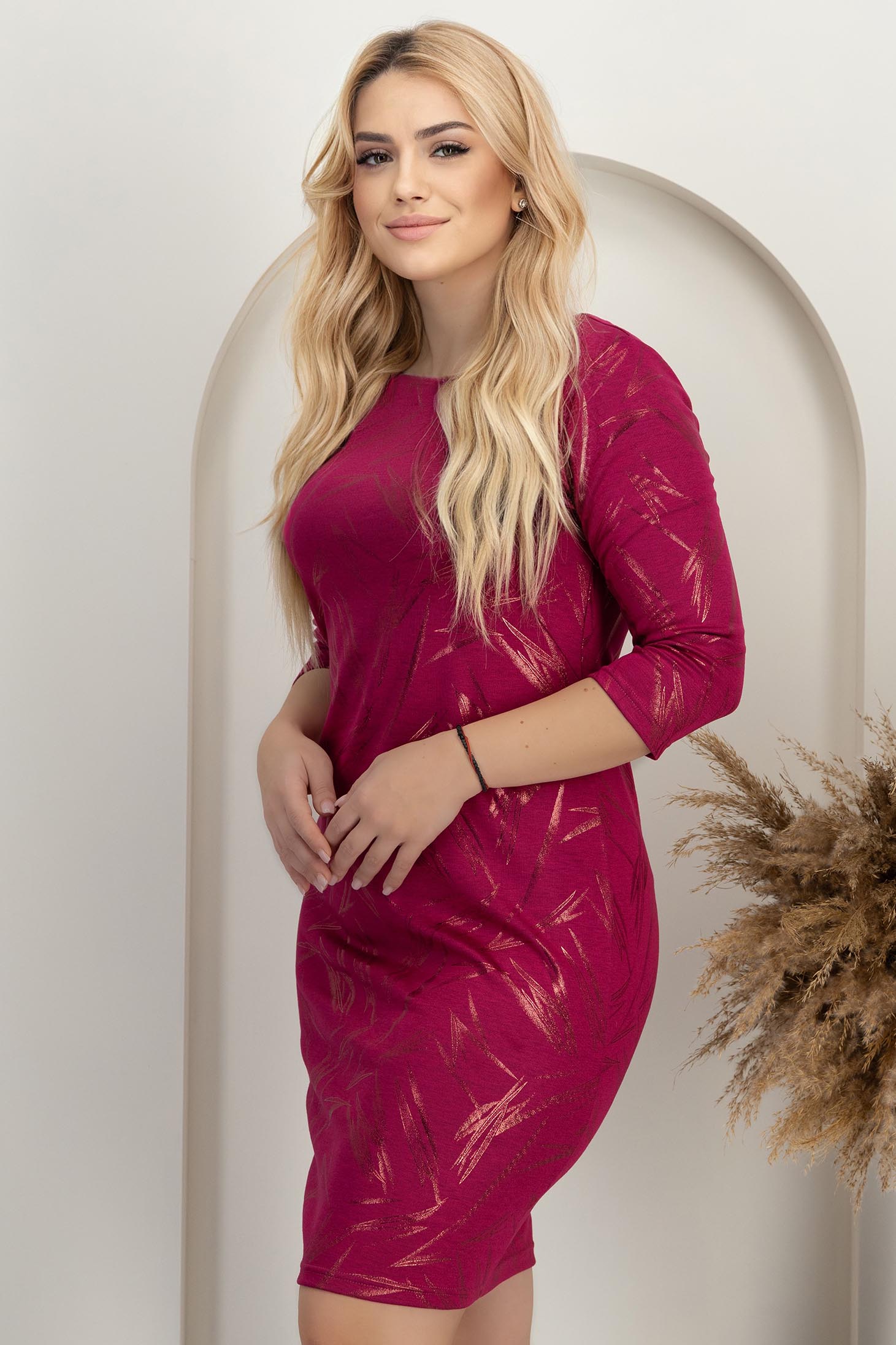 Rochie din modal roz midi cu un croi drept si maneci trei-sferturi - StarShinerS 2 - StarShinerS.ro