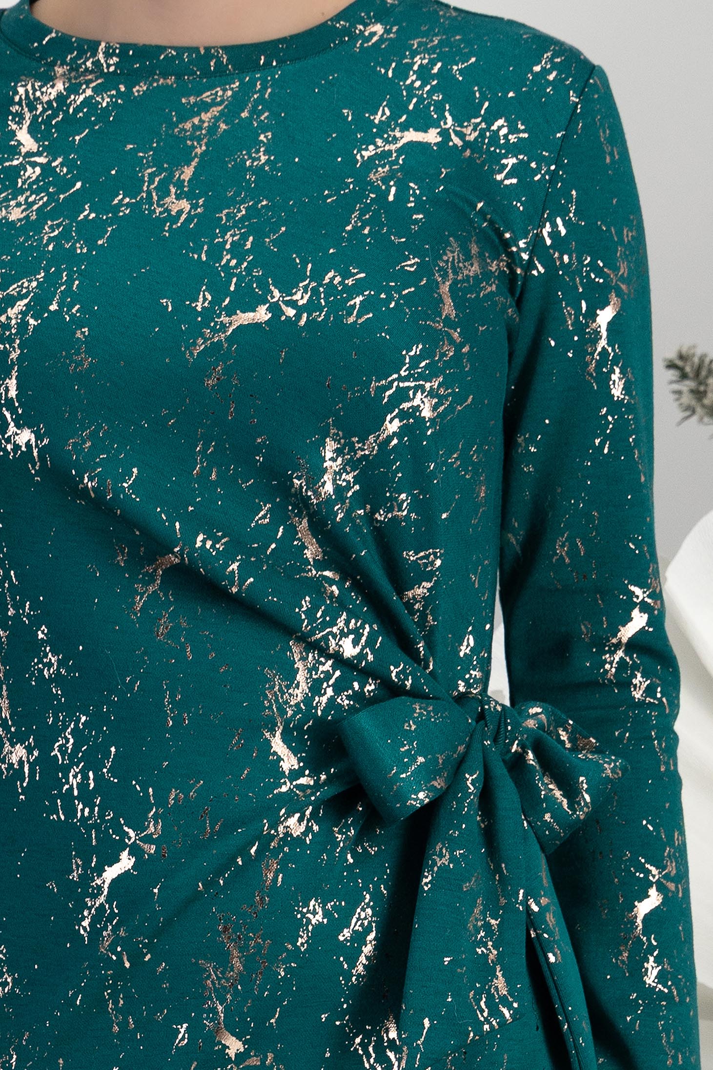 Rochie modal verde midi cu un croi drept crapata pe picior - StarShinerS 6 - StarShinerS.ro