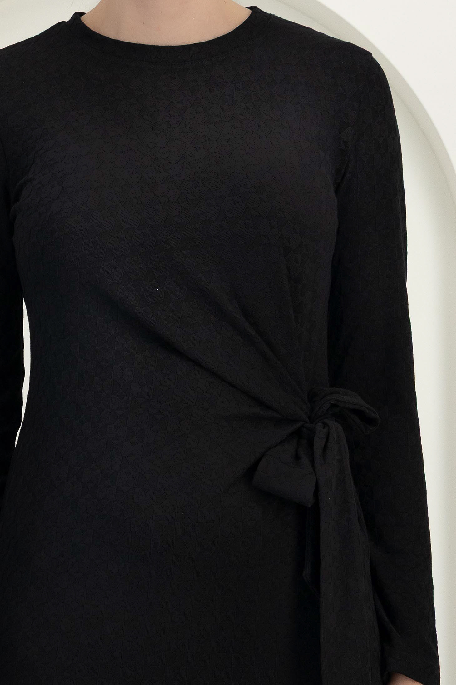 Fekete kötött midi ceruza ruha - StarShinerS 5 - StarShinerS.hu