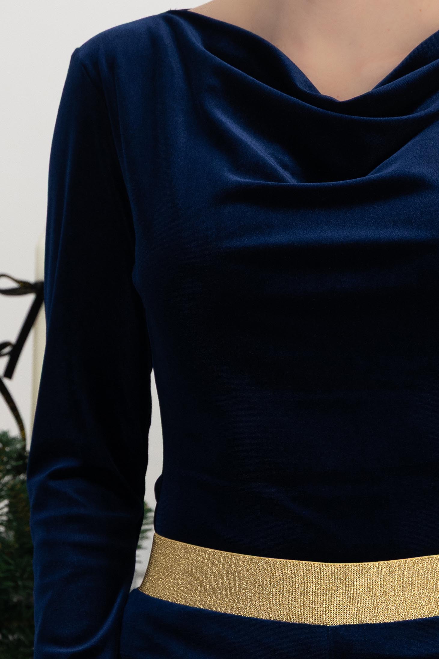 Bluza din catifea bleumarin mulata cu decolteu cazut - StarShinerS 4 - StarShinerS.ro