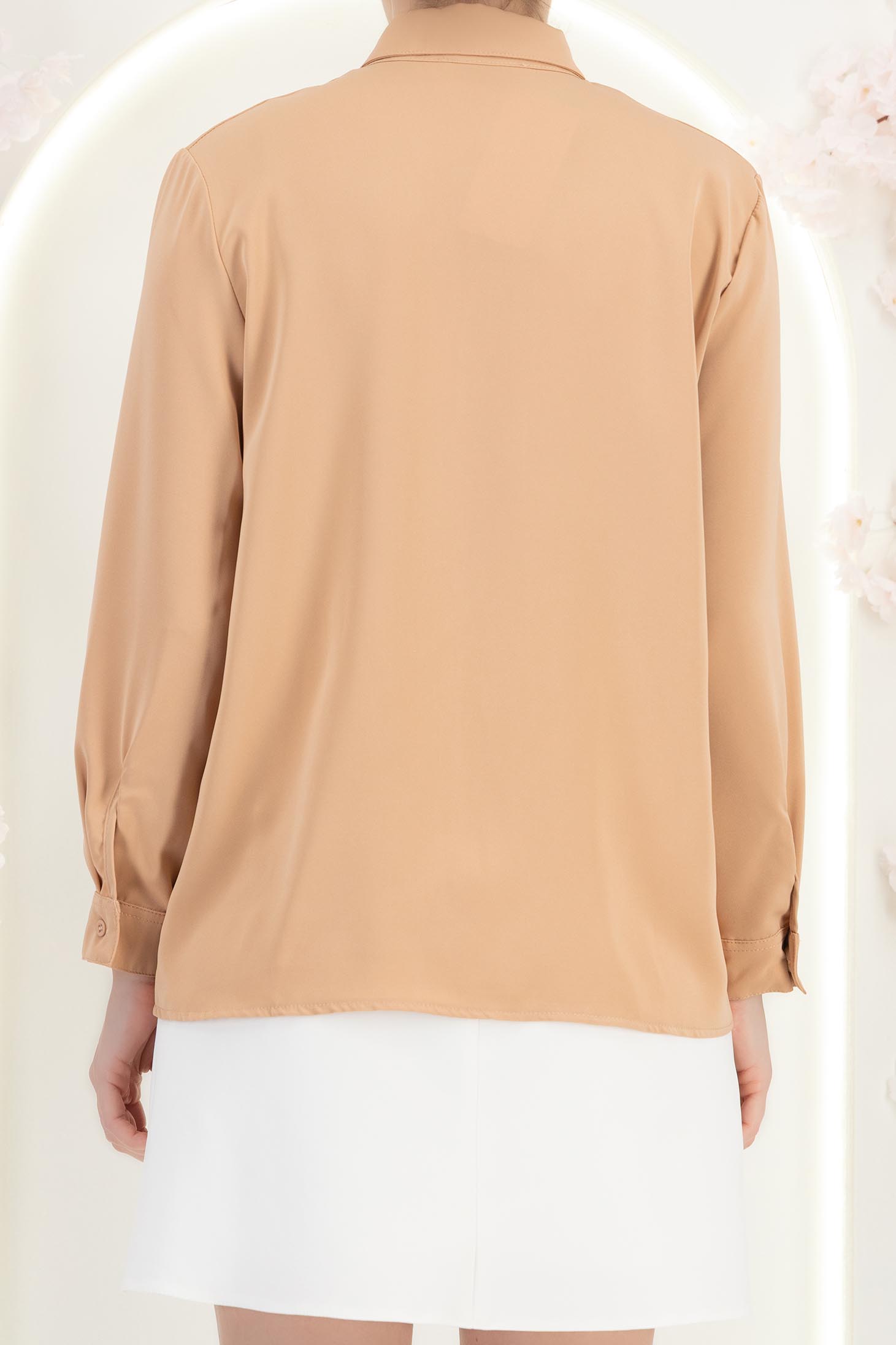 Camasa dama din satin bej cu maneca lunga cu croi larg 5 - StarShinerS.ro