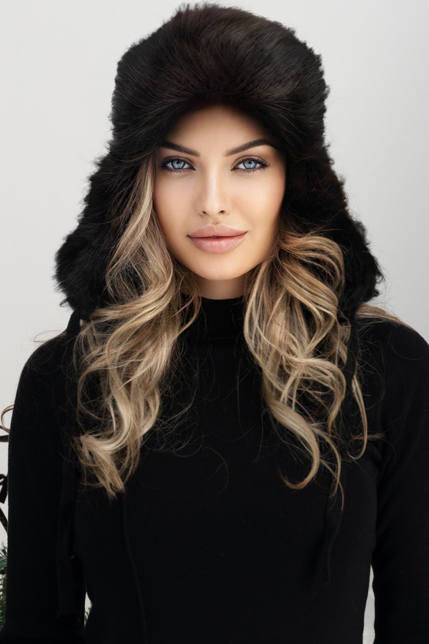 Caciula din viscoza neagra cu insertii de blana ecologica 2 - StarShinerS.ro