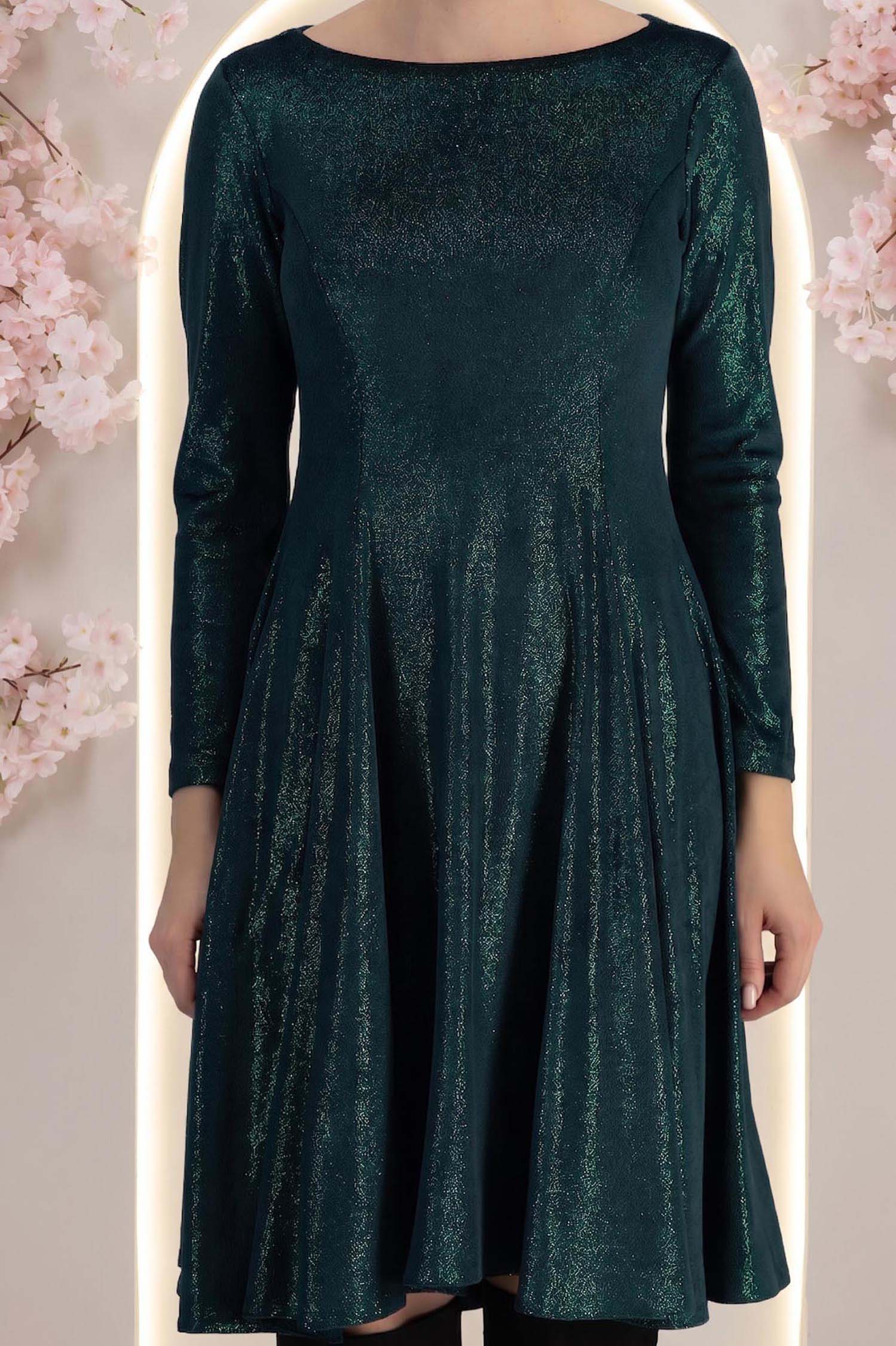 Rochie din catifea verde pana la genunchi in clos cu decolteu rotunjit - StarShinerS 3 - StarShinerS.ro