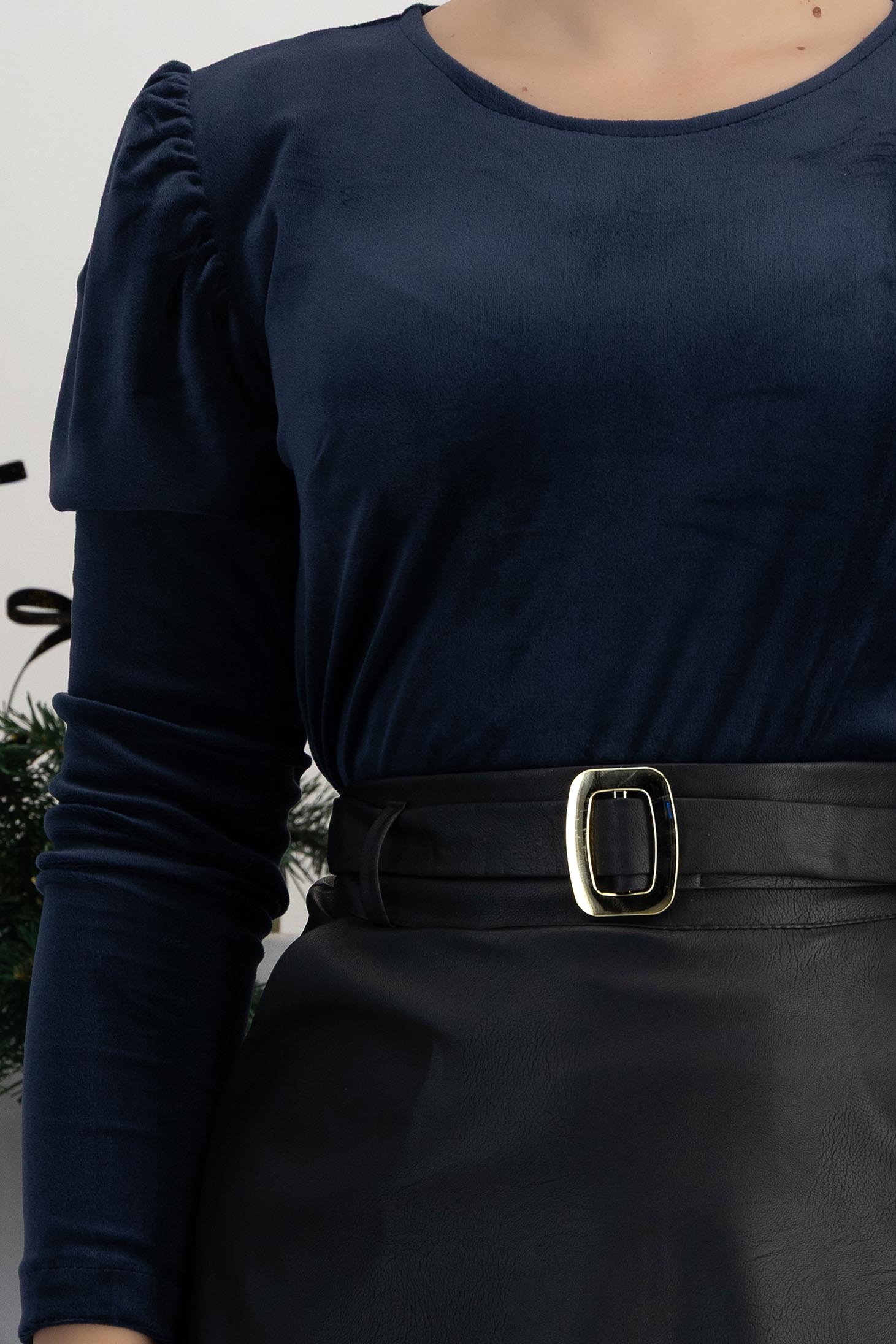 StarShinerS námořnická modrá dámská halenka samet 3 - StarShinerS.cz