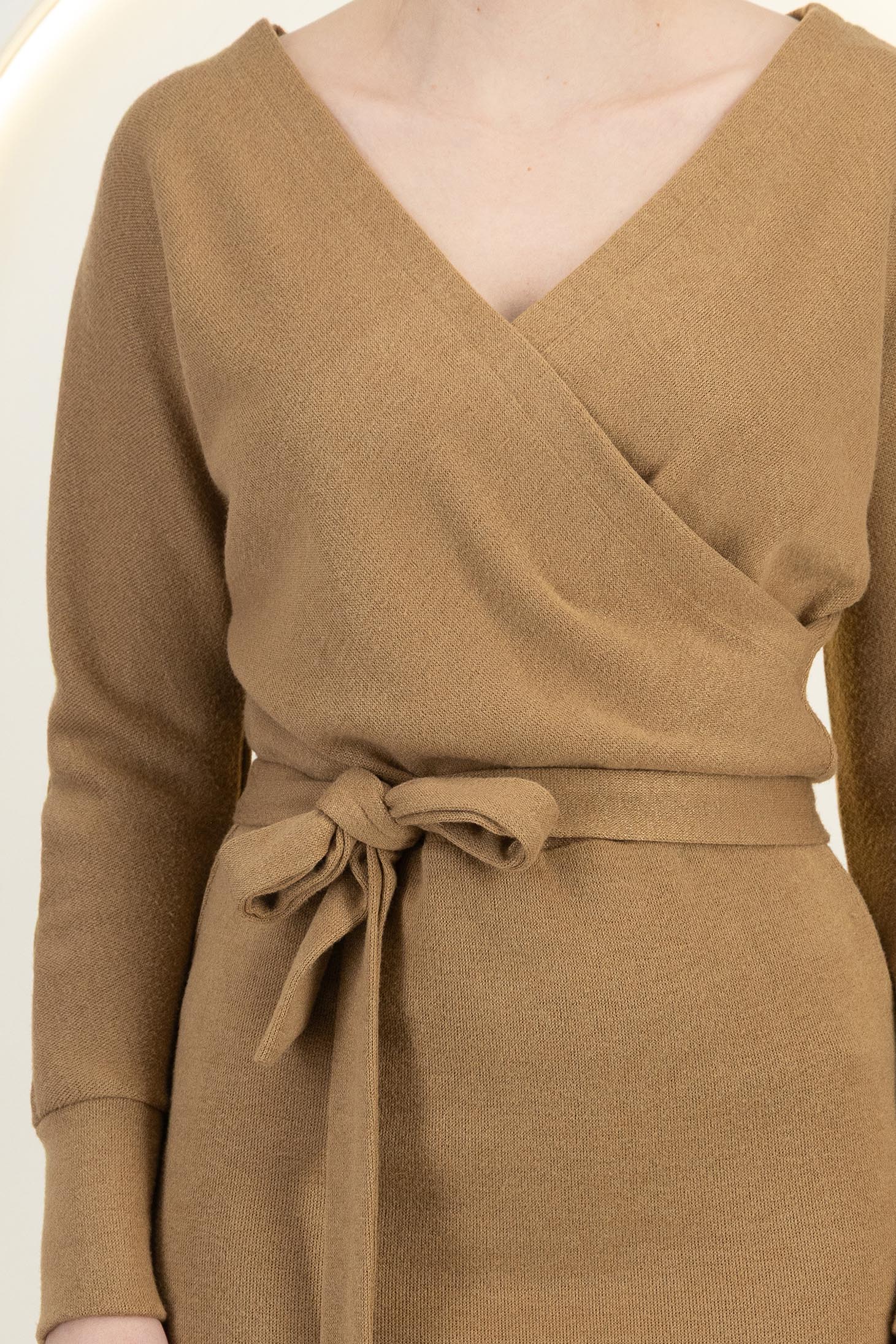 Rochie tricotata maro midi tip creion decolteu petrecut - StarShinerS 4 - StarShinerS.ro