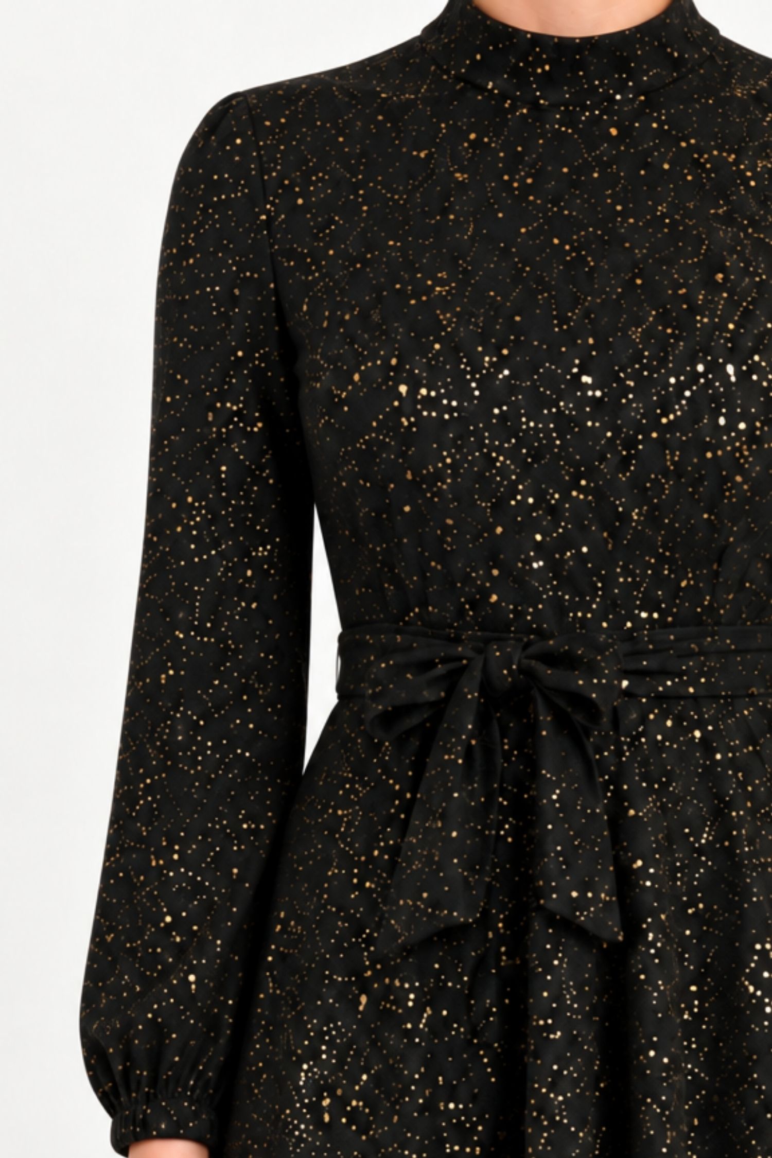 Rochie neagra din catifea midi clos cu elastic in talie fara sistem de inchidere 6 - StarShinerS.ro
