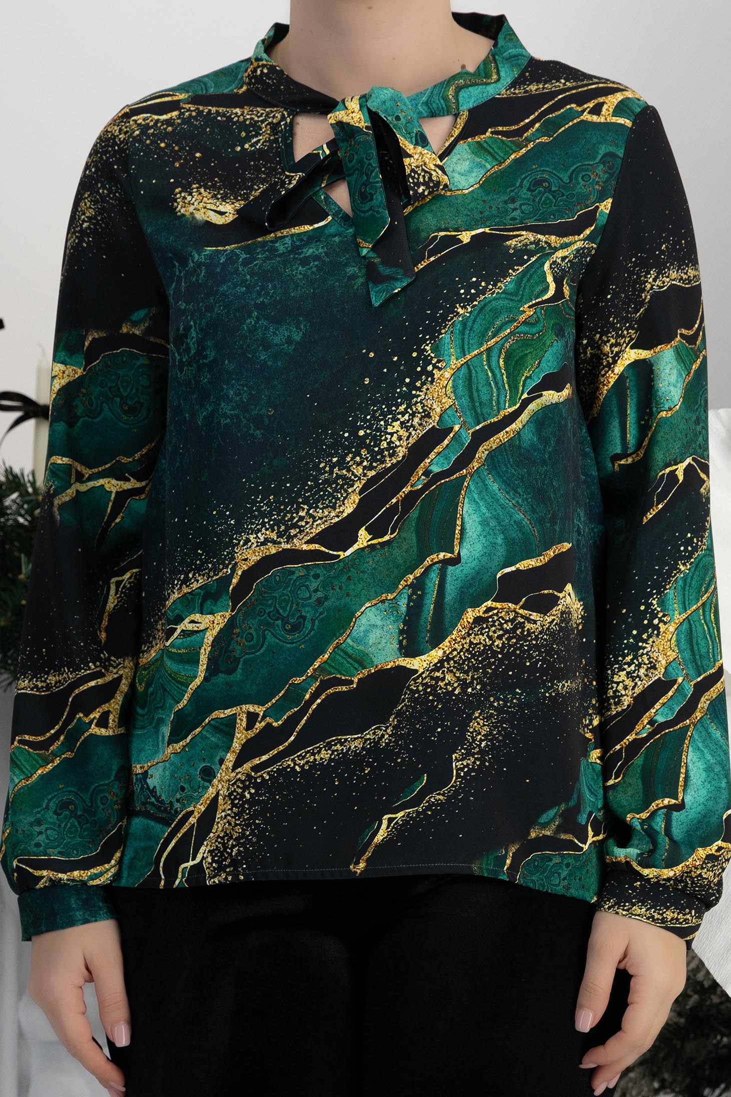 StarShinerS zelená dámská halenka široké satén 6 - StarShinerS.cz