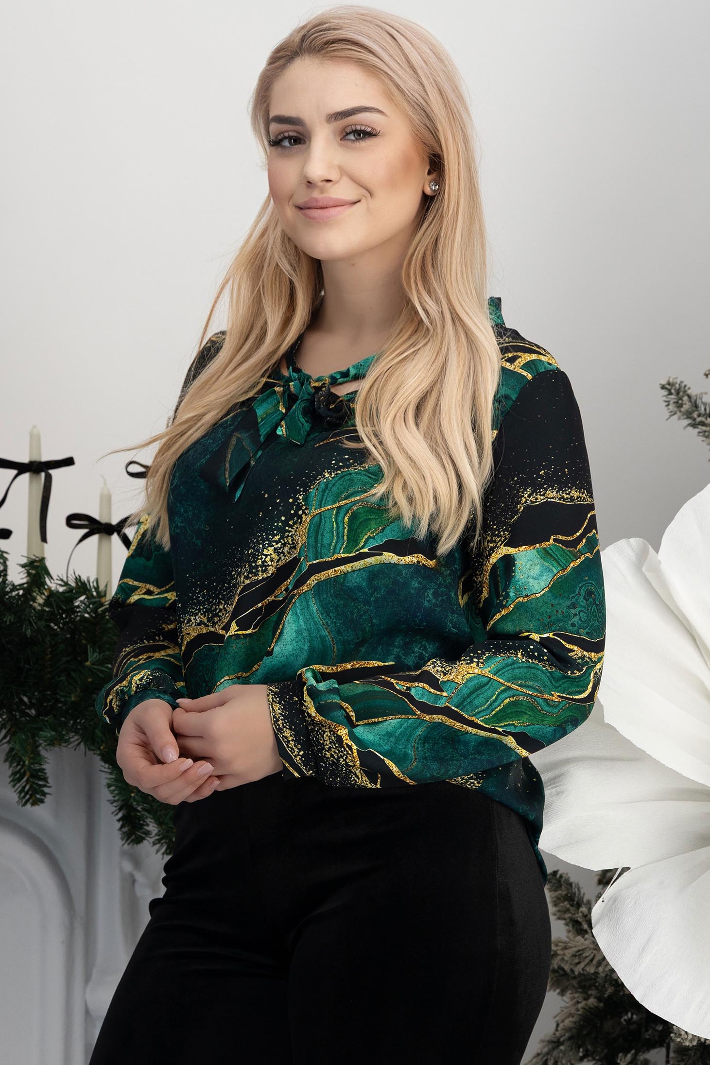 StarShinerS zelená dámská halenka široké satén 2 - StarShinerS.cz