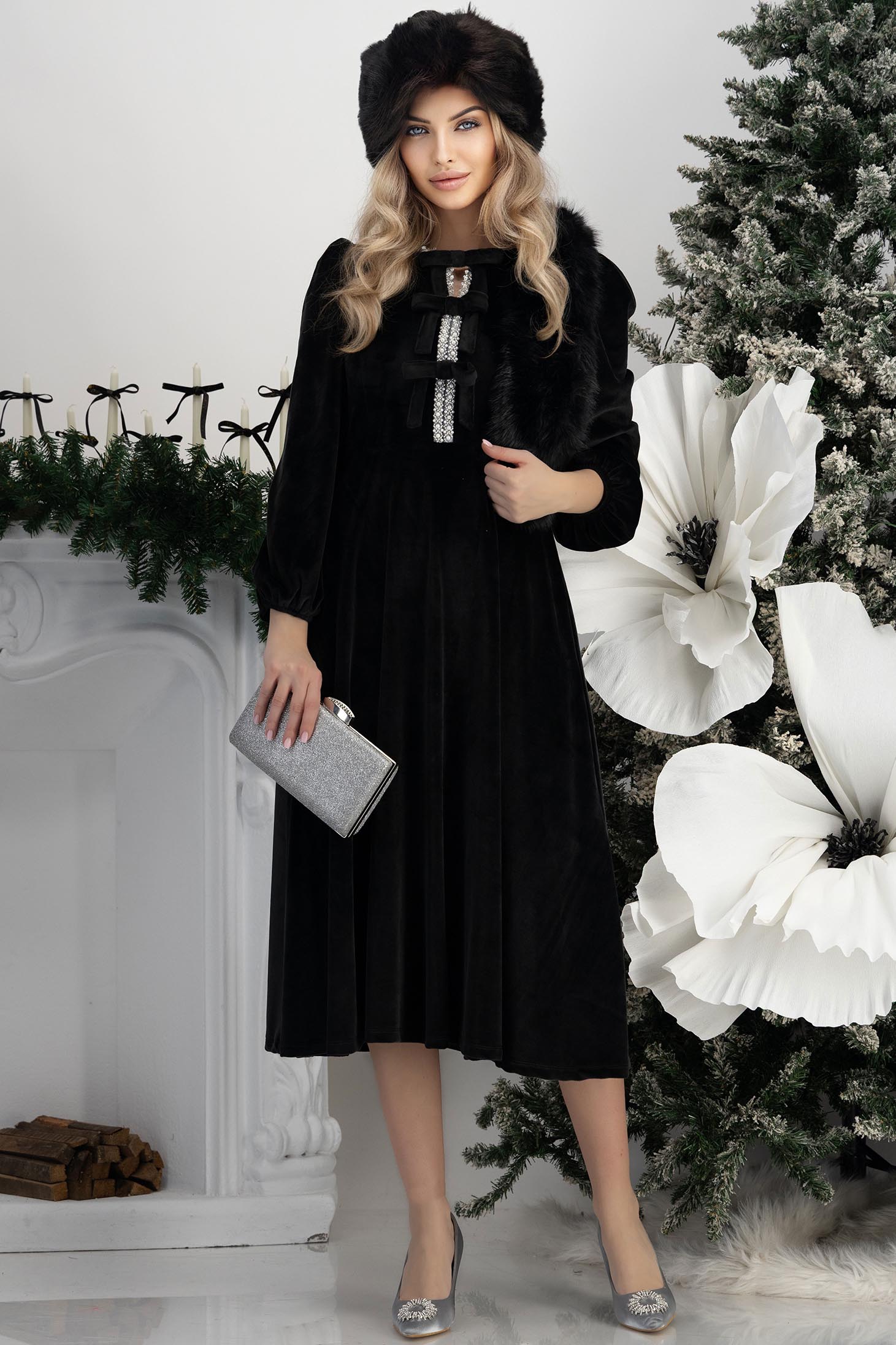 Fekete bársony midi, A-vonalú ruha, elöl masnikkal és strasszkövekkel díszítv 4 - StarShinerS.hu
