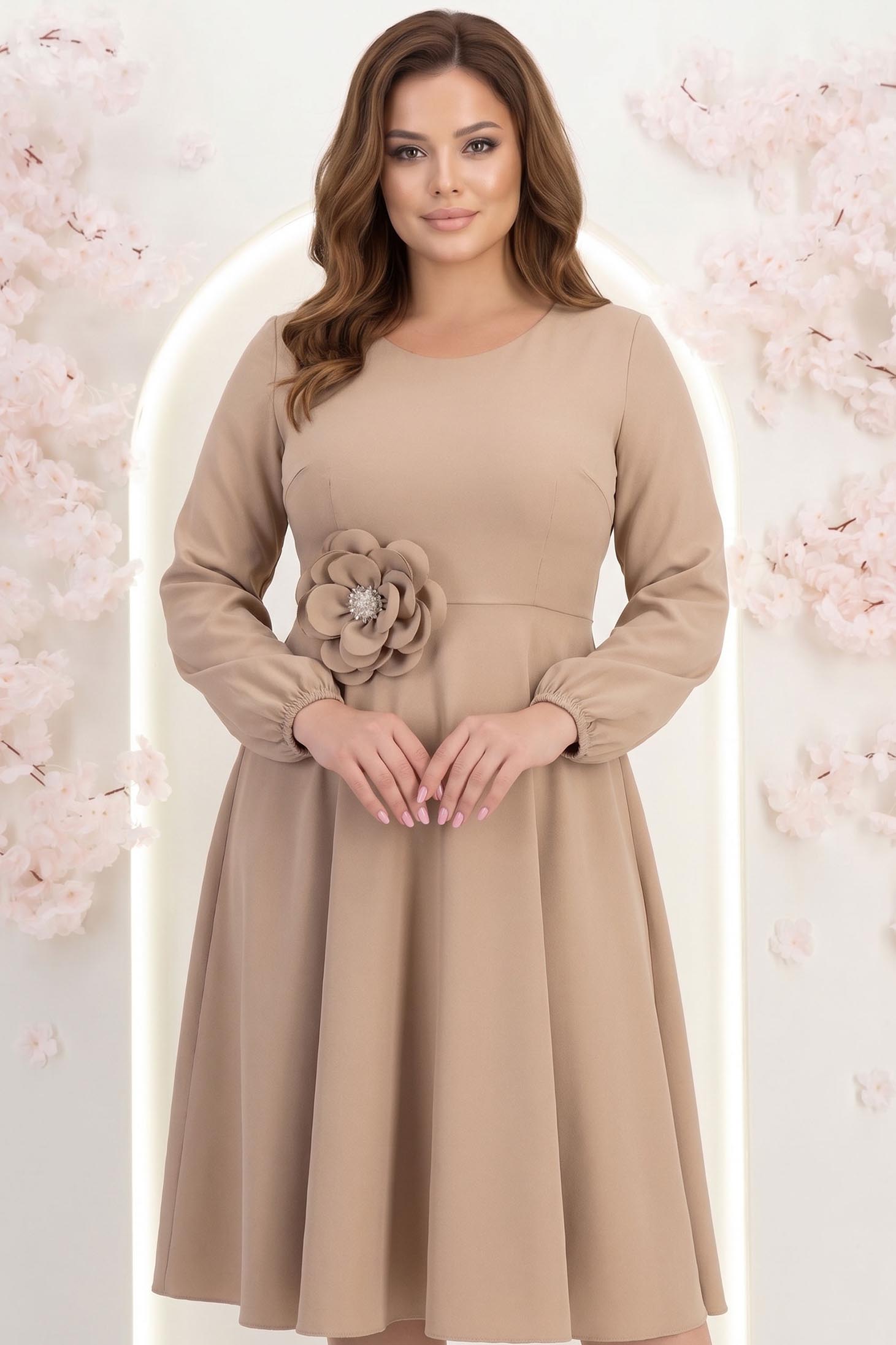 Rochie din stofa elastica bej midi in clos cu brosa in forma de floare cu buzunare 1 - StarShinerS.ro