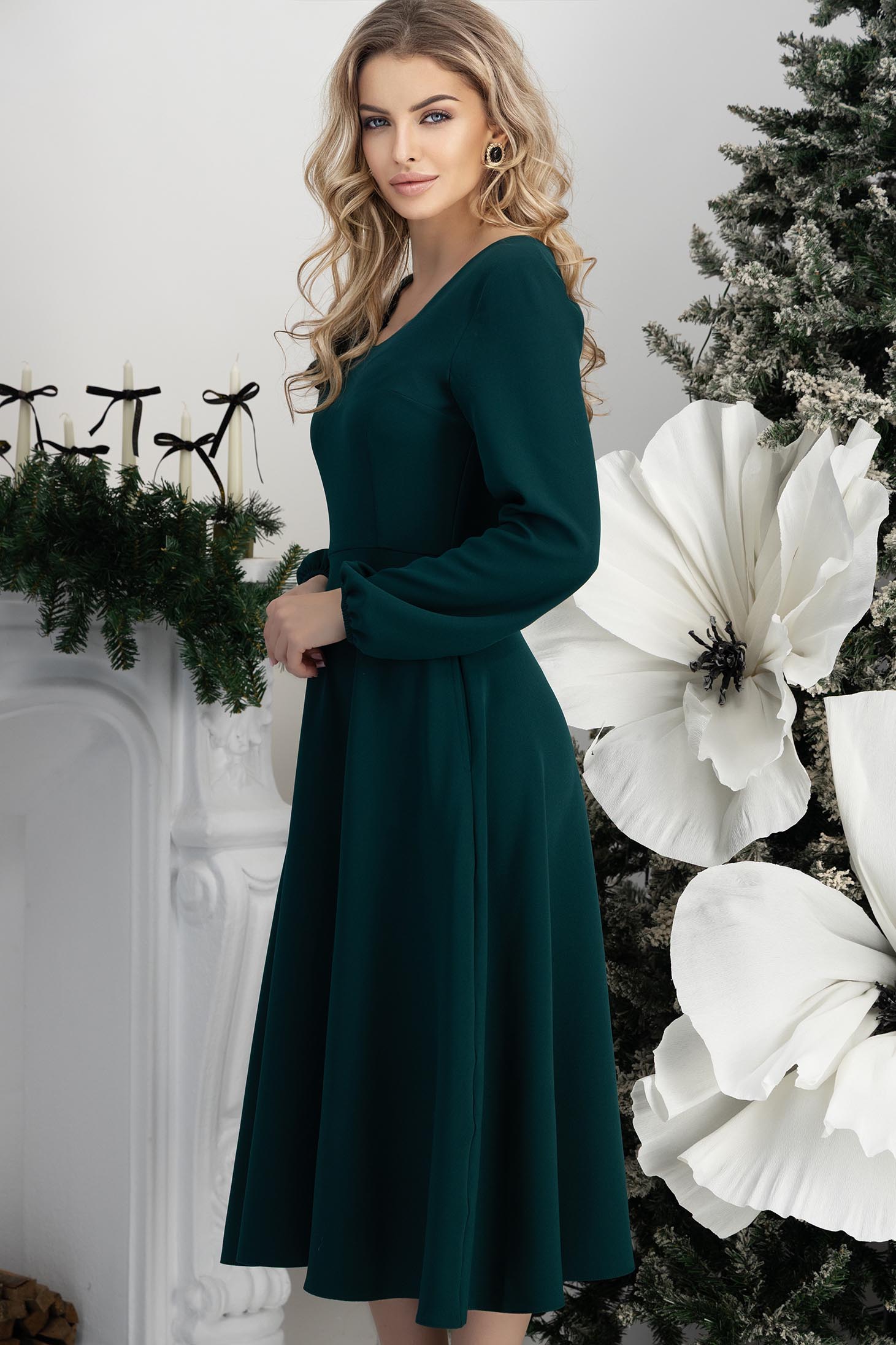 Rochie din stofa elastica verde-inchis midi in clos cu brosa florala si buzunare laterale 2 - StarShinerS.ro