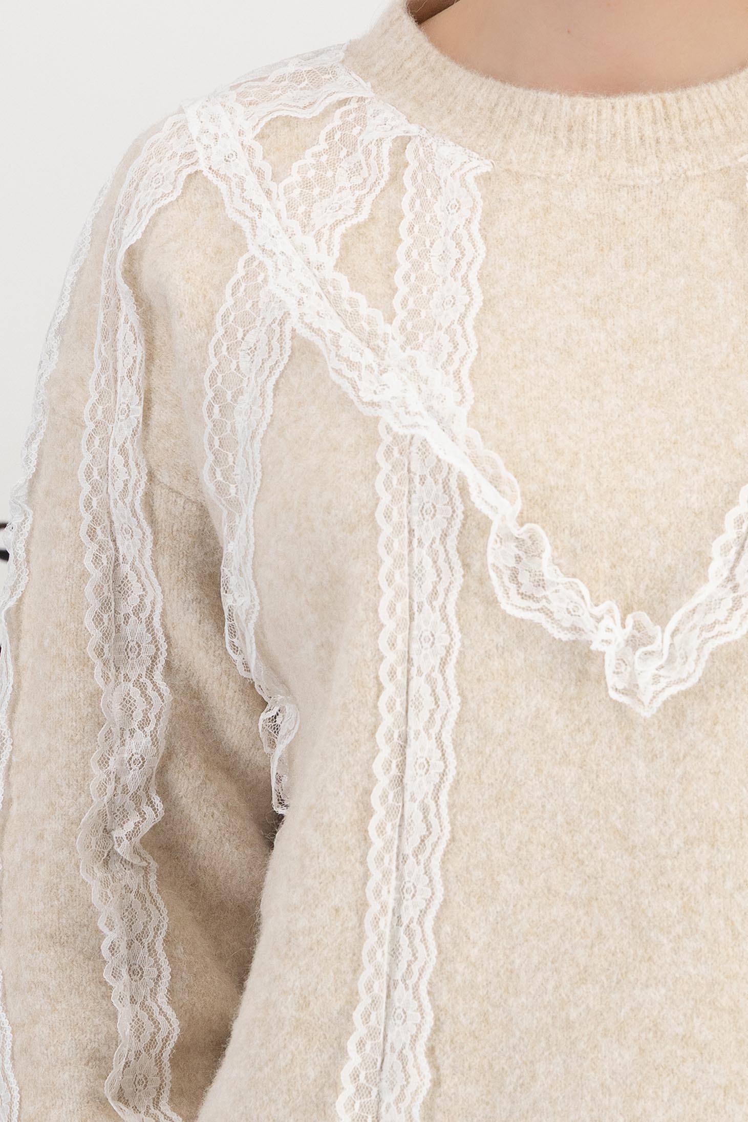 Pulover din tricot crem cu croi larg si aplicatii de dantela 4 - StarShinerS.ro