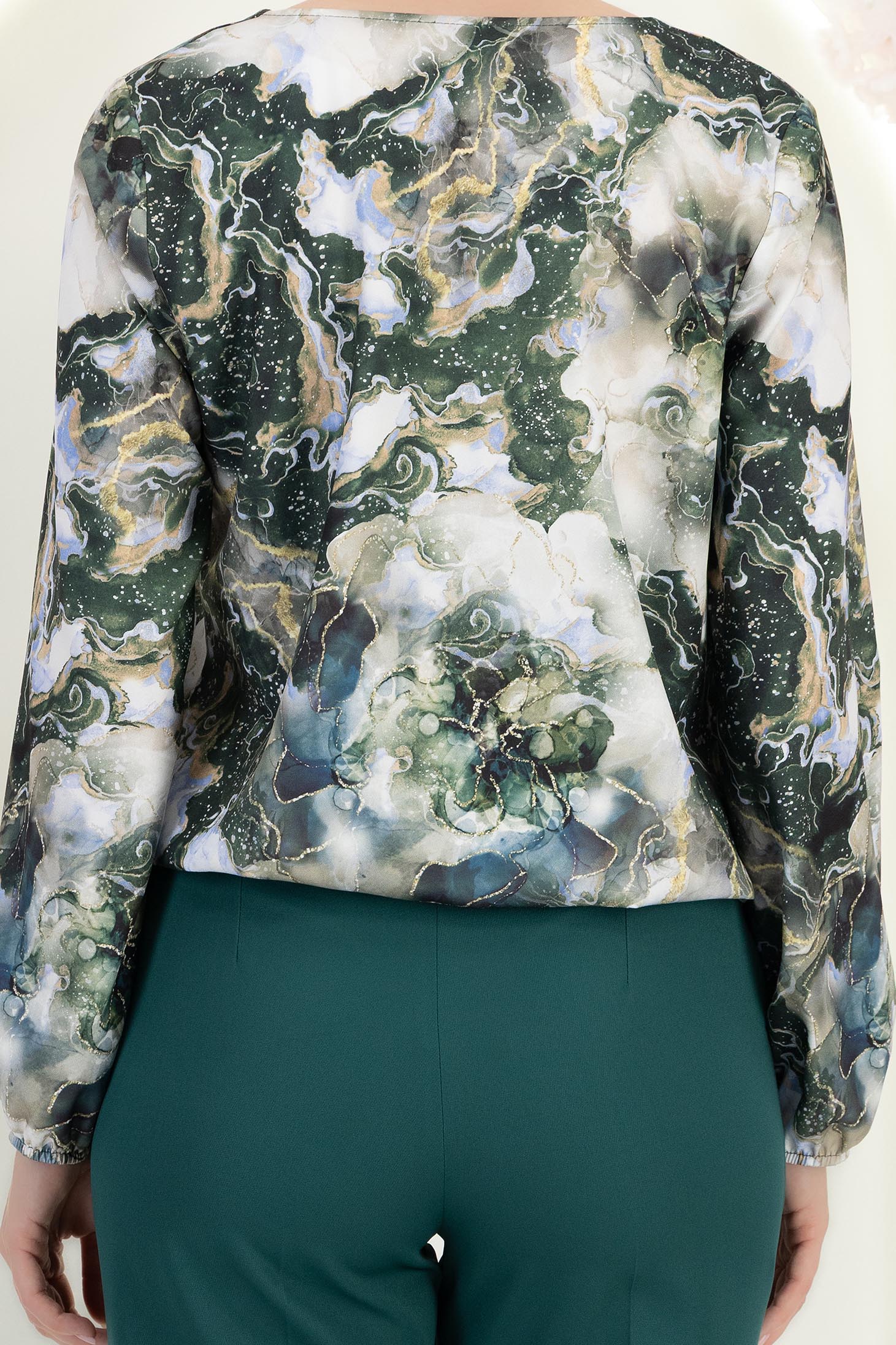 Bluza dama din viscoza verde cu croi larg cu decolteu in v 6 - StarShinerS.ro