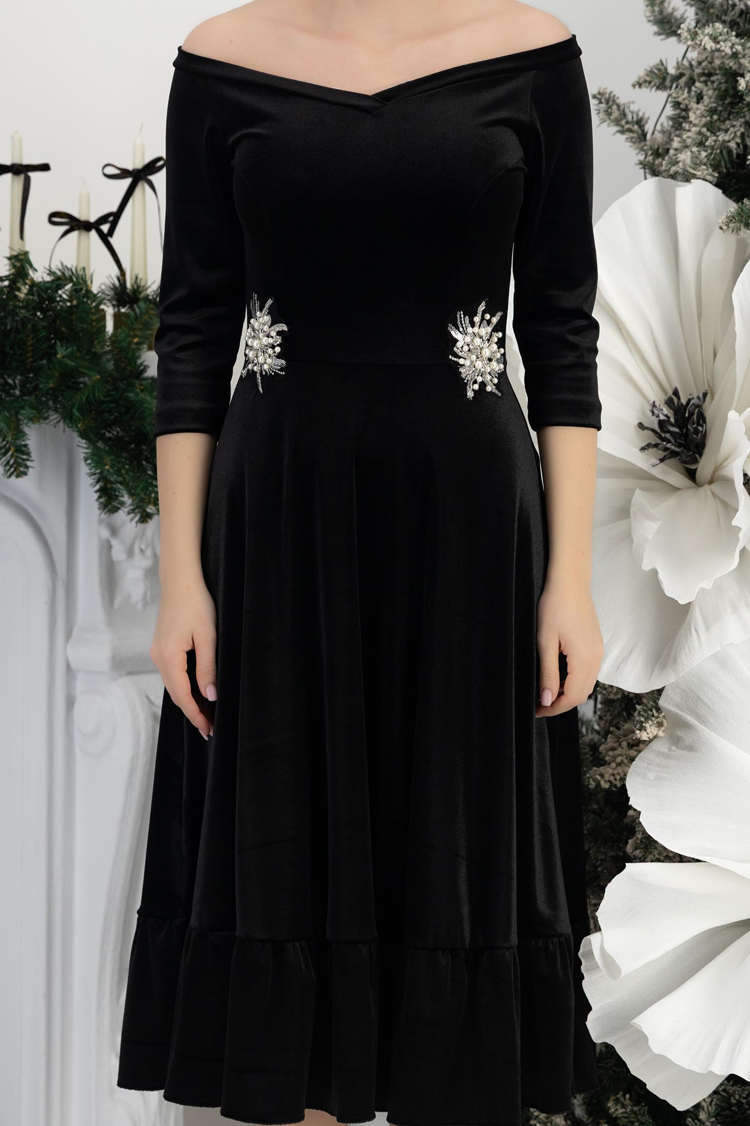 Fekete ruha - StarShinerS harang bársony midi 5 - StarShinerS.hu