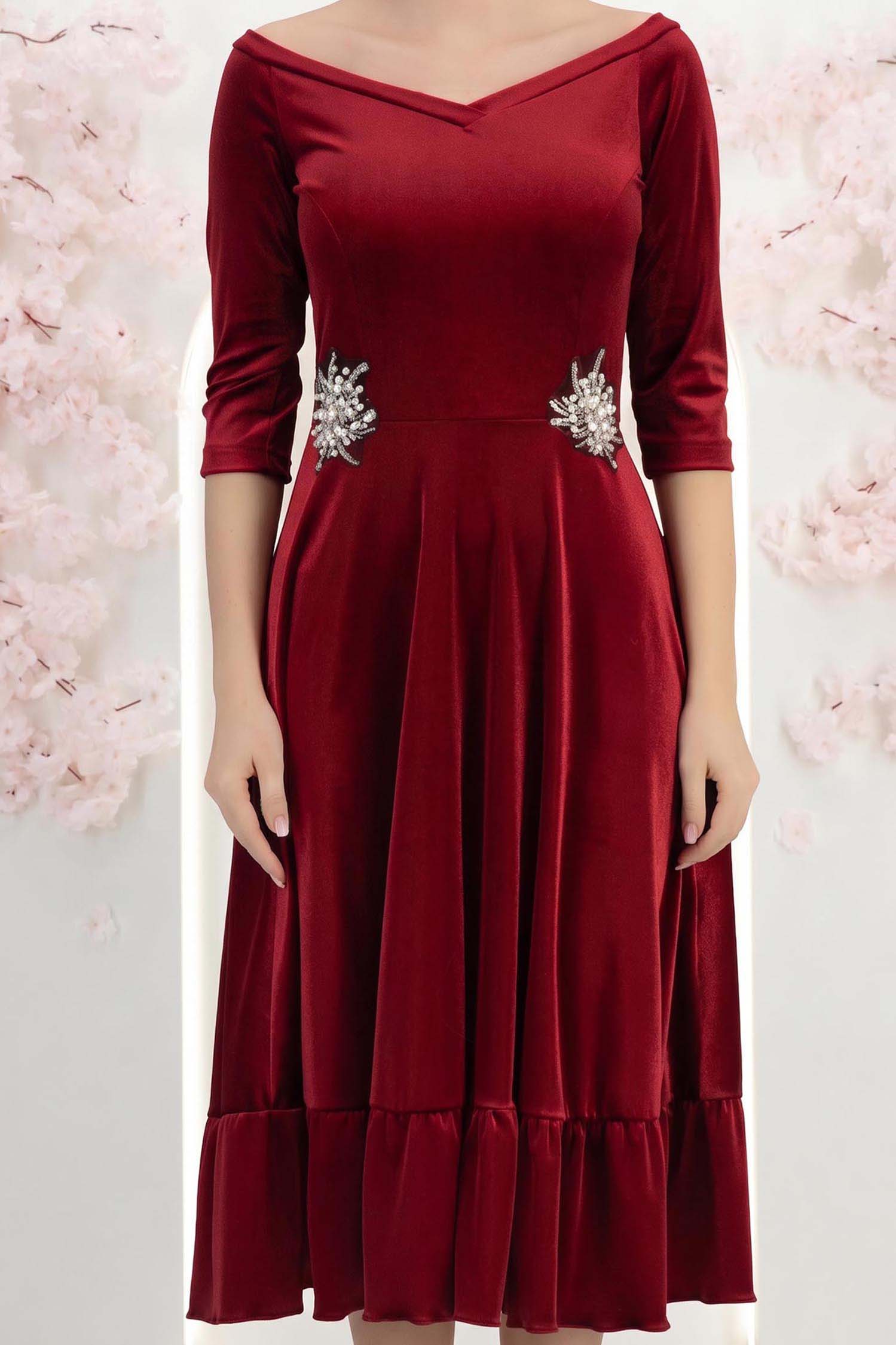 Rochie din catifea visinie midi in clos cu aplicatii stralucitoare laterale- StarShinerS 6 - StarShinerS.ro