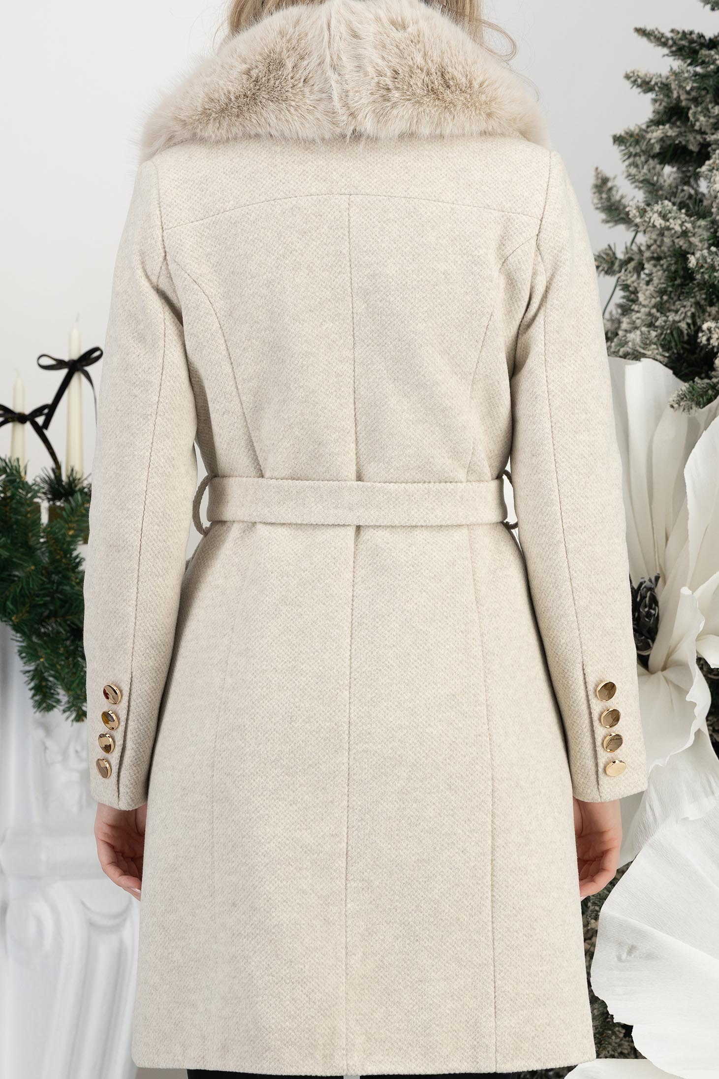 Palton din lana crem cambrat cu guler din blana ecologica detasabil 6 - StarShinerS.ro