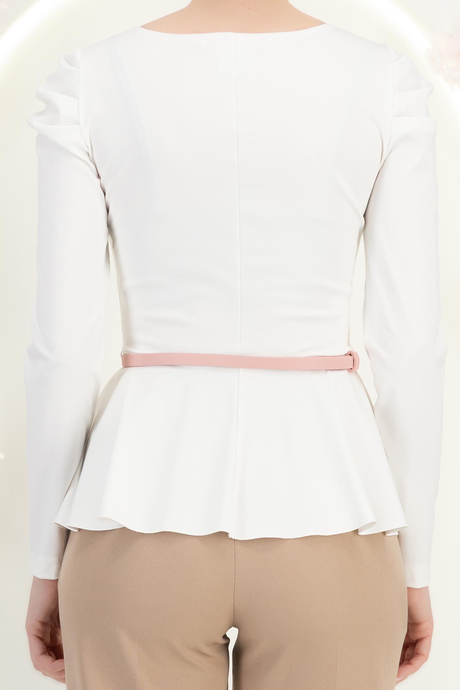Fehér, testhez simuló blúz peplummal és övvel - StarShinerS 6 - StarShinerS.hu