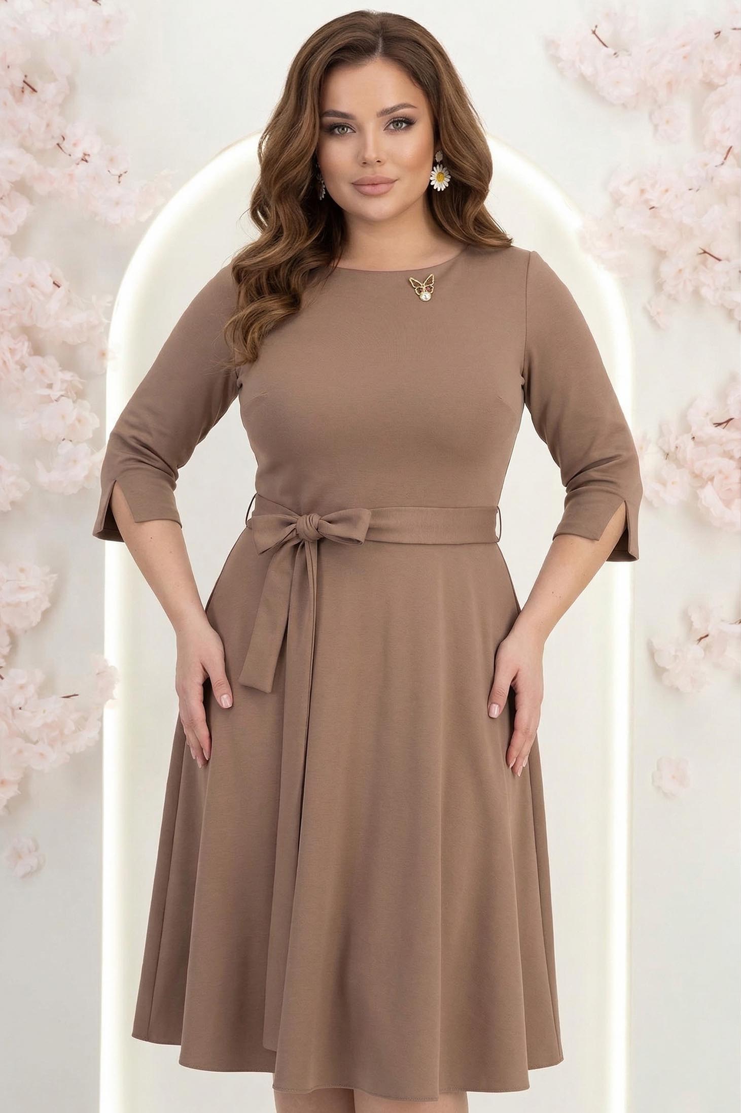 Rochie din jersey mocha midi in clos accesorizata cu brosa - StarShinerS 1 - StarShinerS.ro