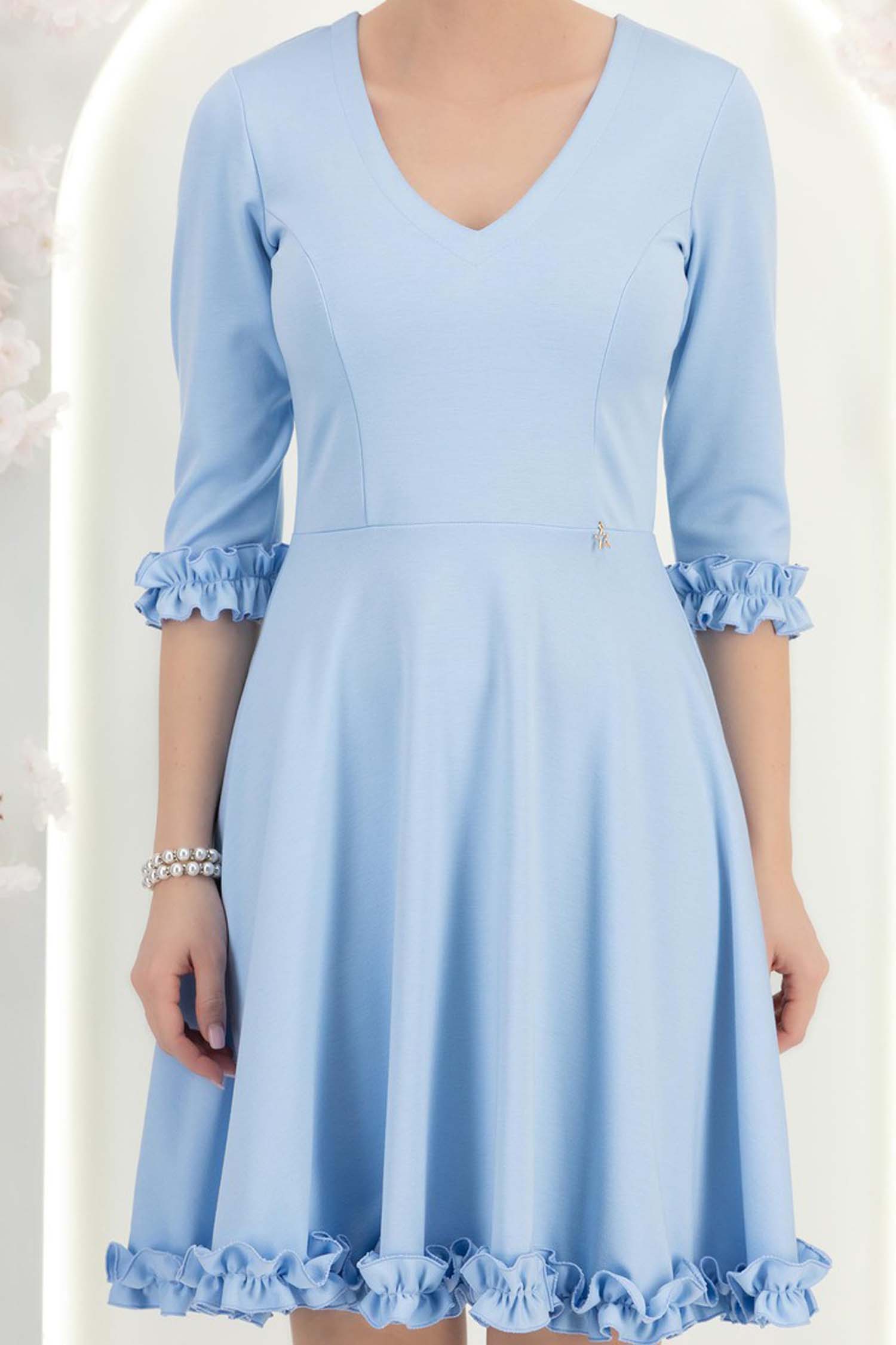 Rochie din jersey albastru-deschis scurta in clos cu volanase la maneca - StarShinerS 6 - StarShinerS.ro
