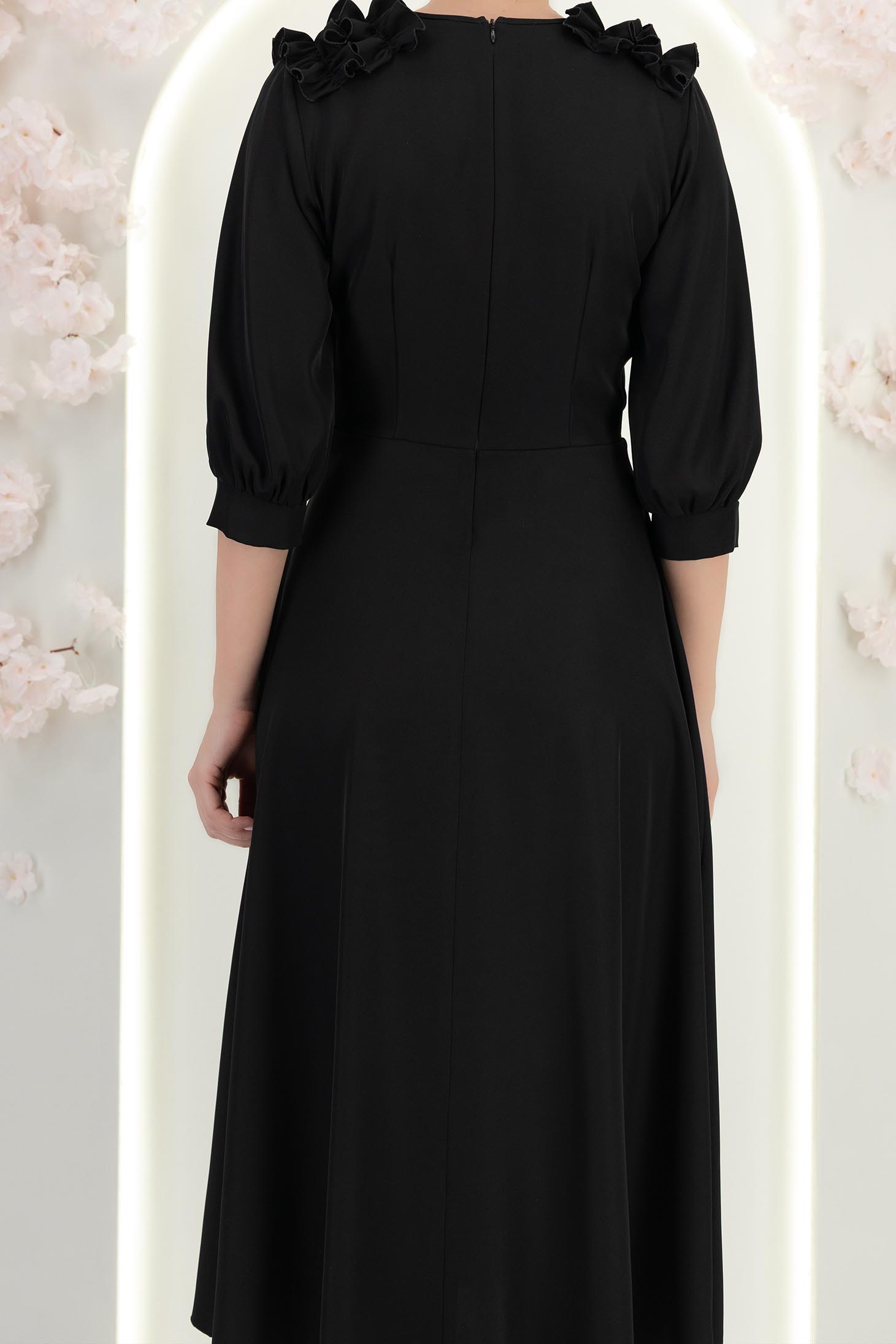 Rochie din voal neagra midi in clos cu volanase - StarShinerS 6 - StarShinerS.ro