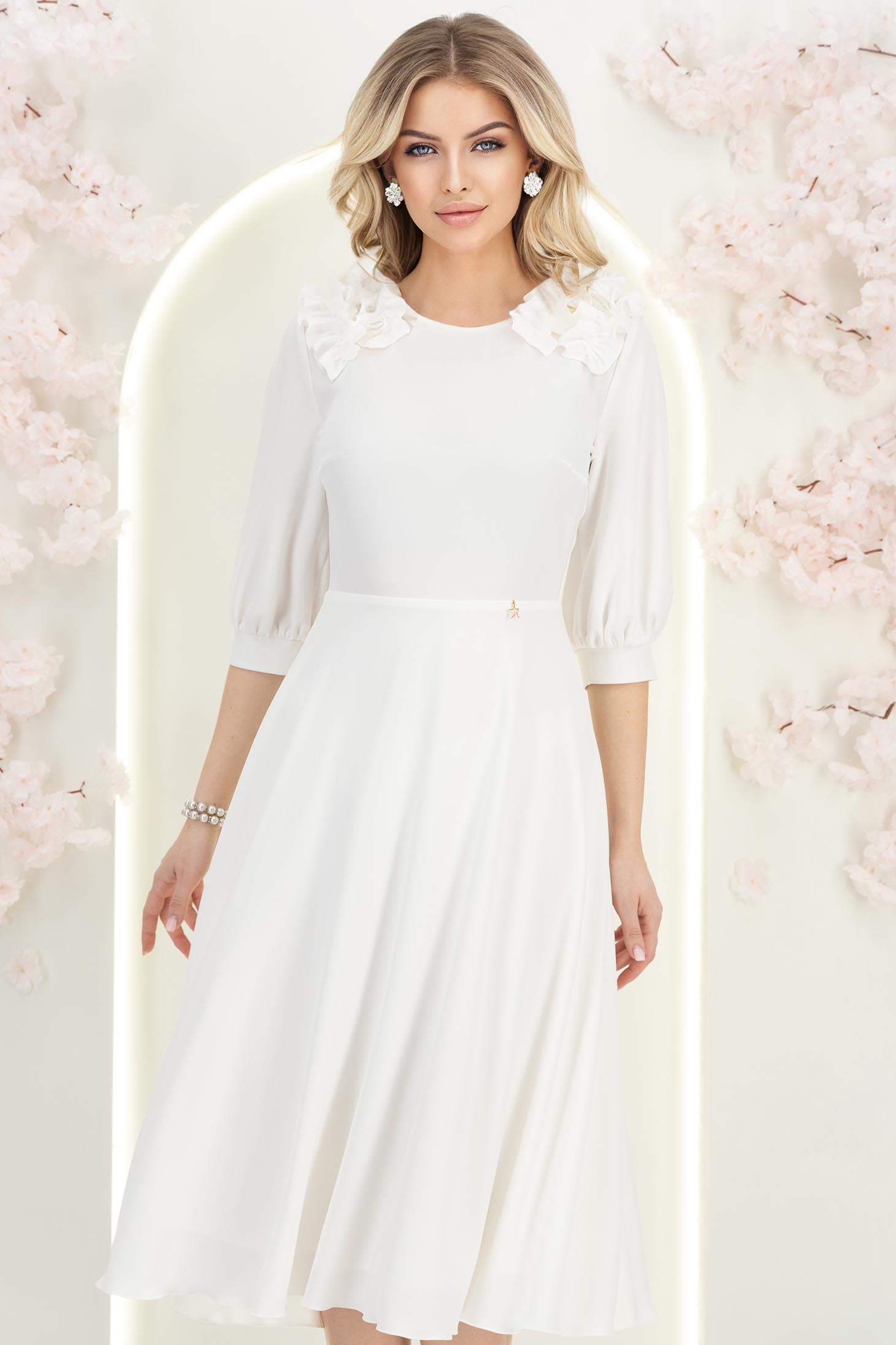 Rochie din voal ivoire midi in clos cu volanase - StarShinerS 2 - StarShinerS.ro