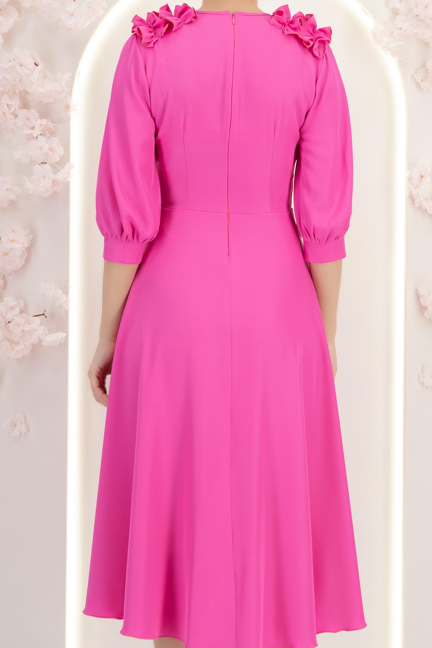 Rochie din voal fuchsia midi in clos cu volanase - StarShinerS 7 - StarShinerS.ro