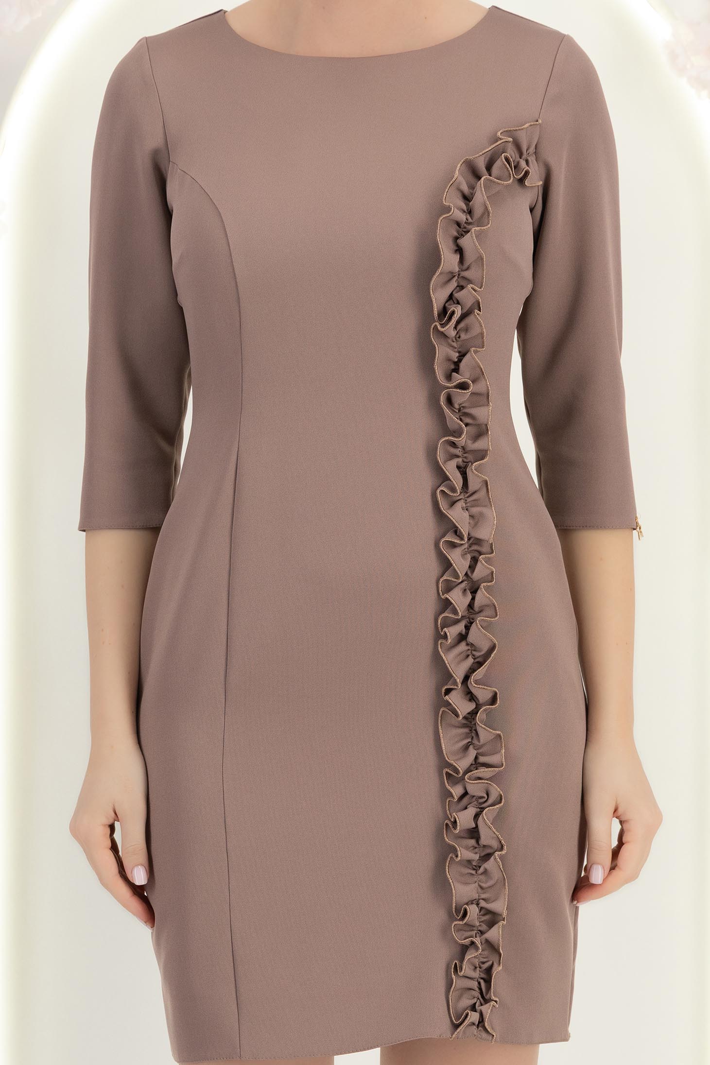 Rochie din stofa mocha scurta tip creion cu volanase - StarShinerS 7 - StarShinerS.ro