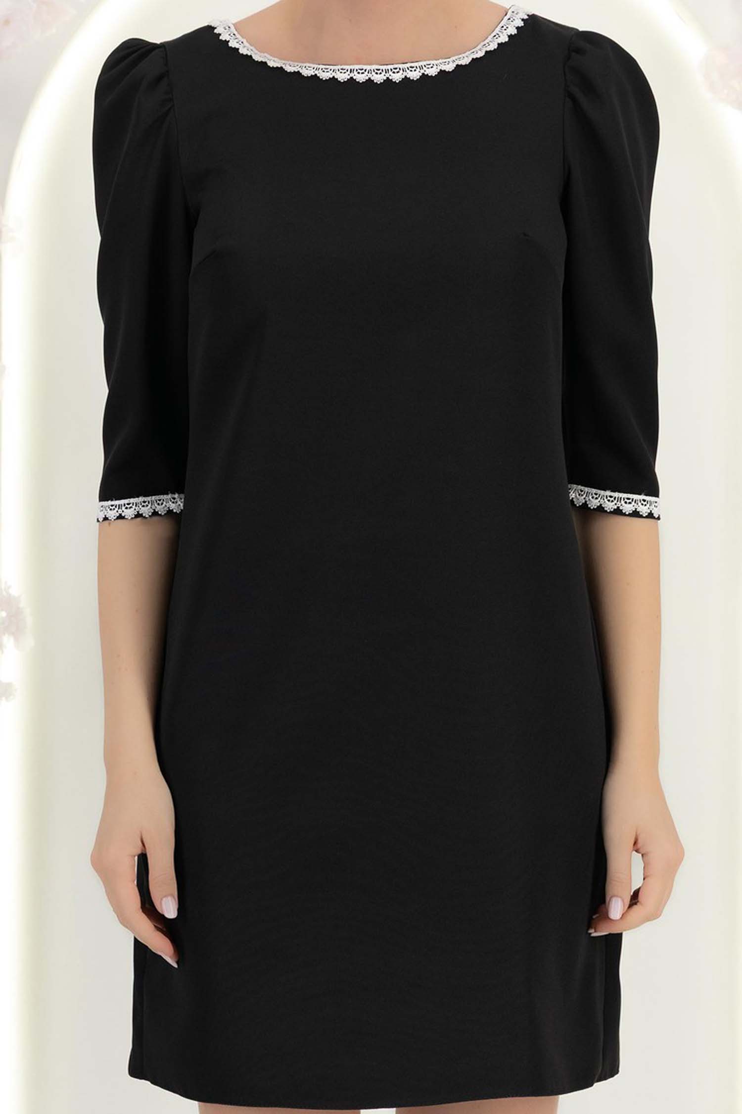 Rochie din stofa neagra scurta cu croi larg si aplicatii de dantela- StarShinerS 5 - StarShinerS.ro