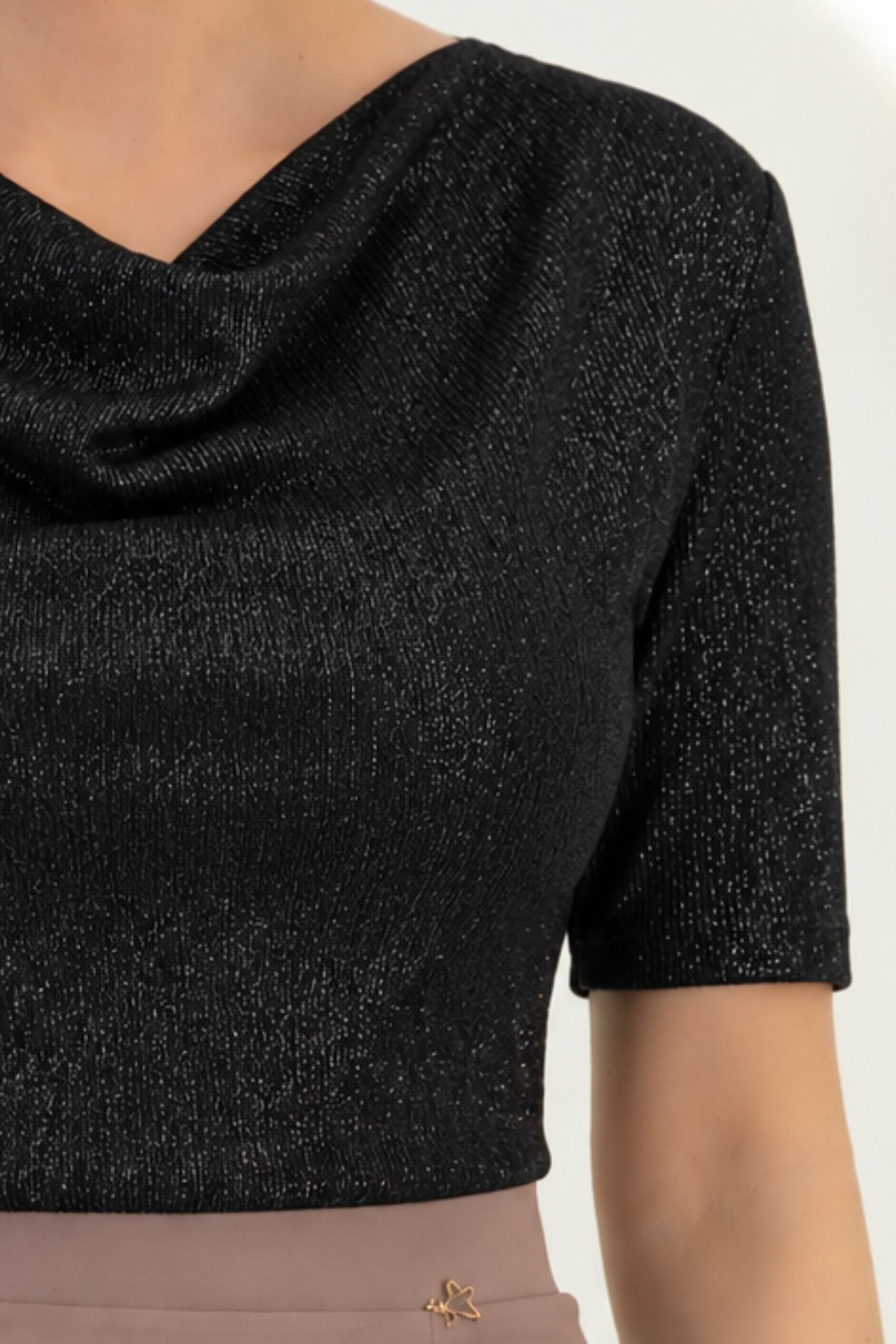 Bluza dama din lurex neagra cu maneca scurta mulata cu decolteu cazut - StarShinerS 4 - StarShinerS.ro