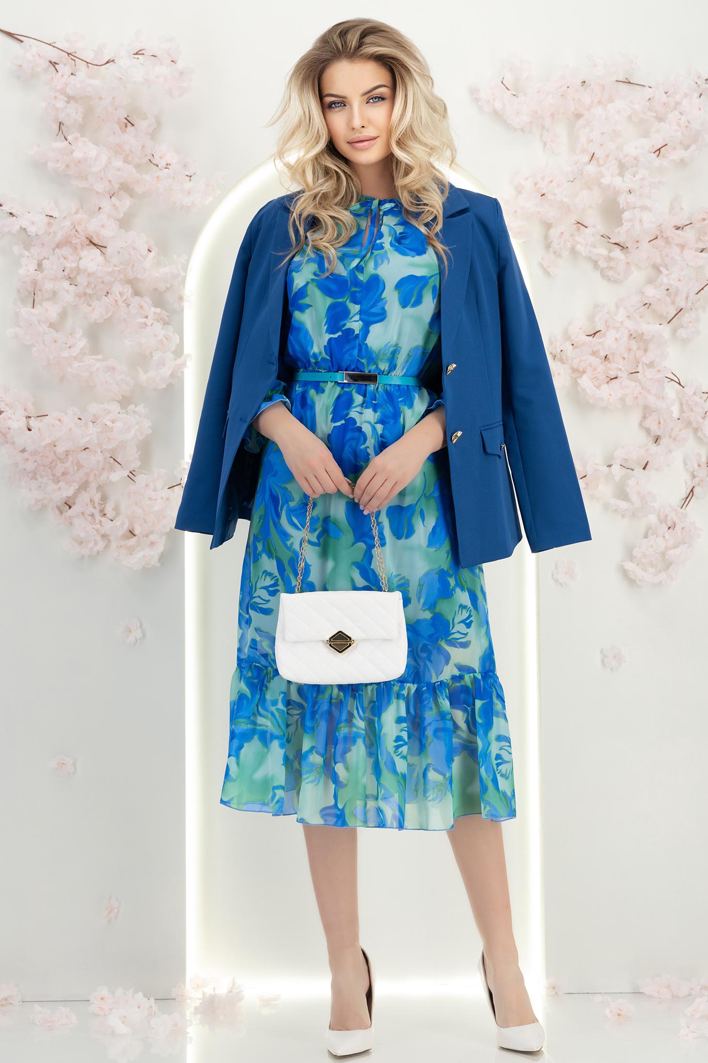 Kék ruha - StarShinerS harang alakú gumirozott derékrésszel midi viszkóz 3 - StarShinerS.hu