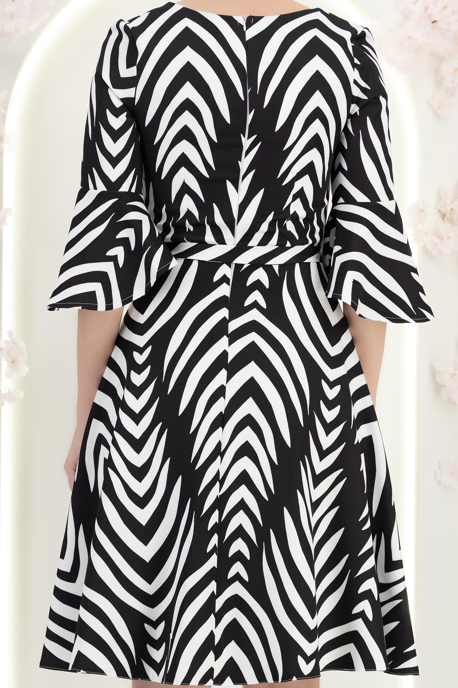 StarShinerS crno haljina cloche kratak tkanine 6 - StarShinerS.hr