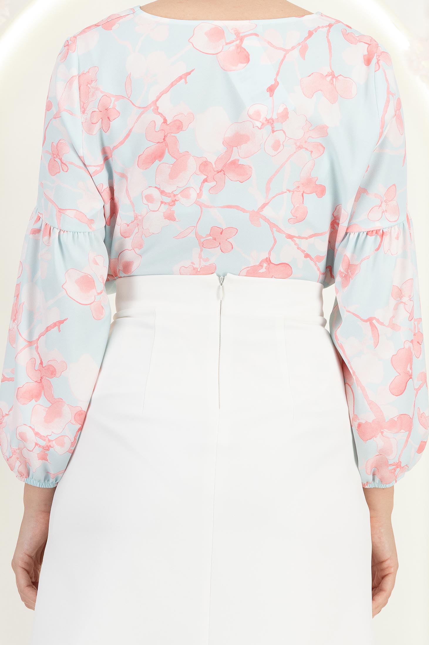 Bluza din viscoza albastra-deschis cu croi larg si imprimeu floral - StarShinerS 7 - StarShinerS.ro