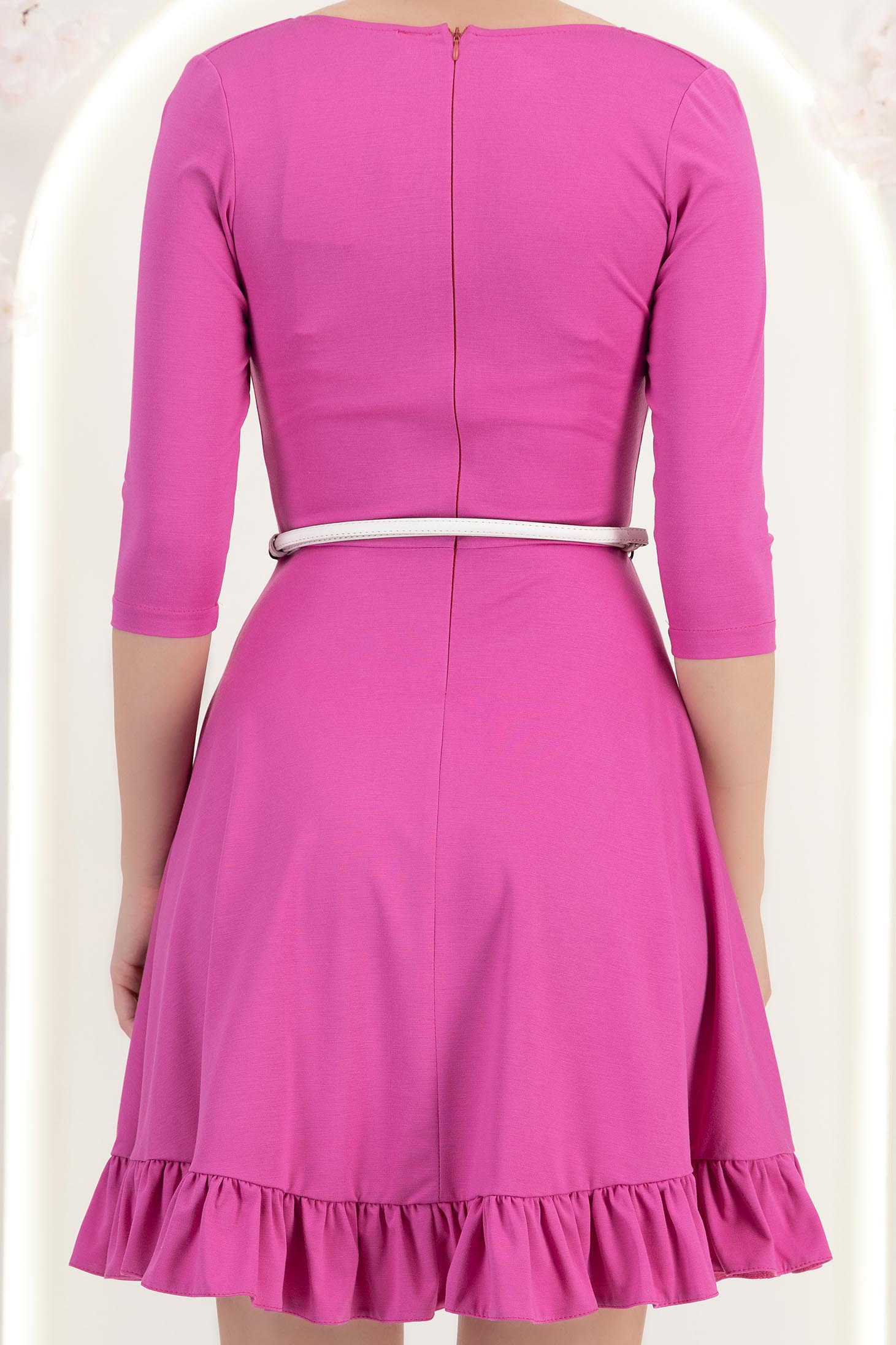 Rochie din jersey roz scurta in clos cu accesoriu tip curea - StarShinerS 6 - StarShinerS.ro