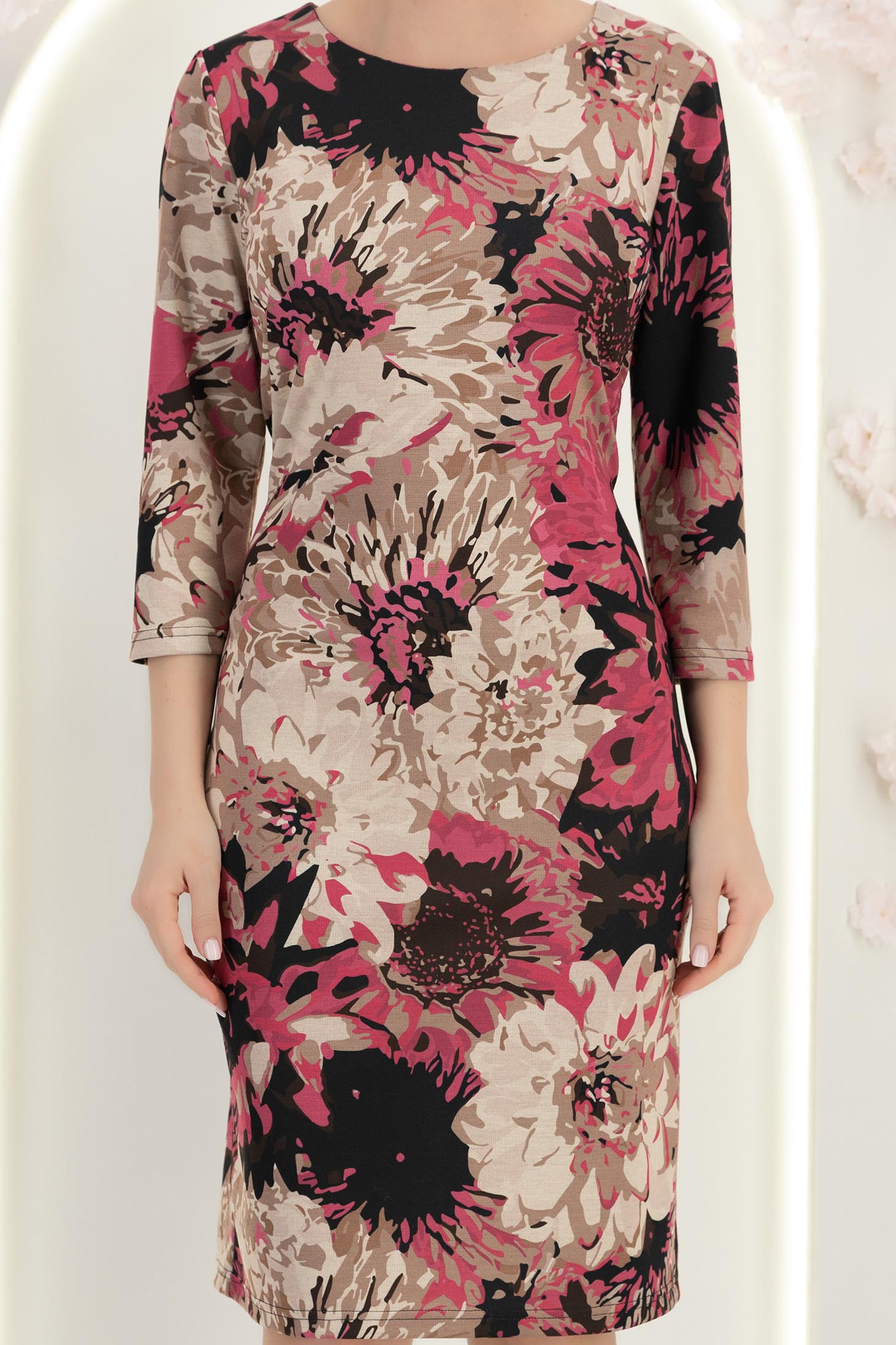 Rochie din jersey roz pana la genunchi cu un croi drept si imprimeu - StarShinerS 5 - StarShinerS.ro